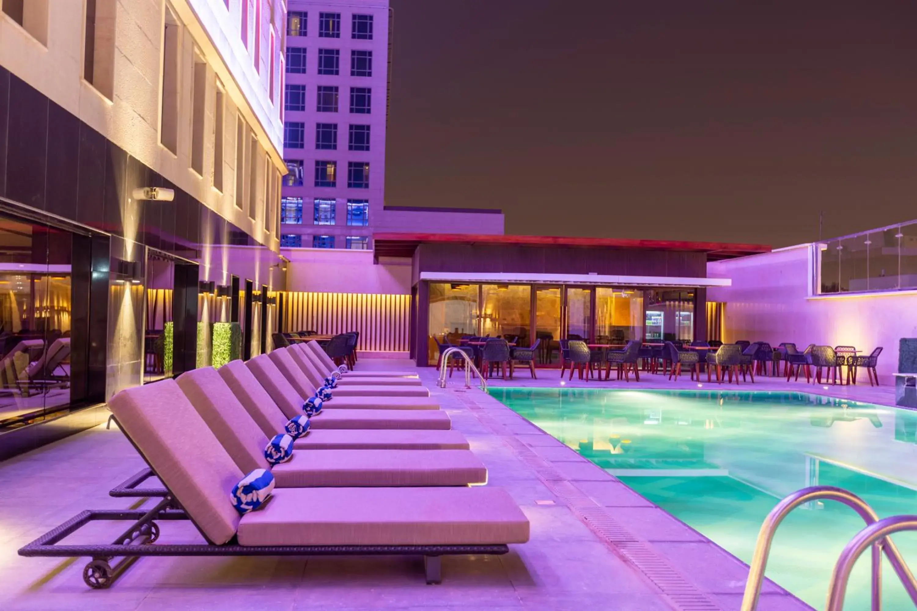 Swimming pool in Joudyan Olaya Riyadh By Elaf Swimming pool in Joudyan Olaya Riyadh By Elaf