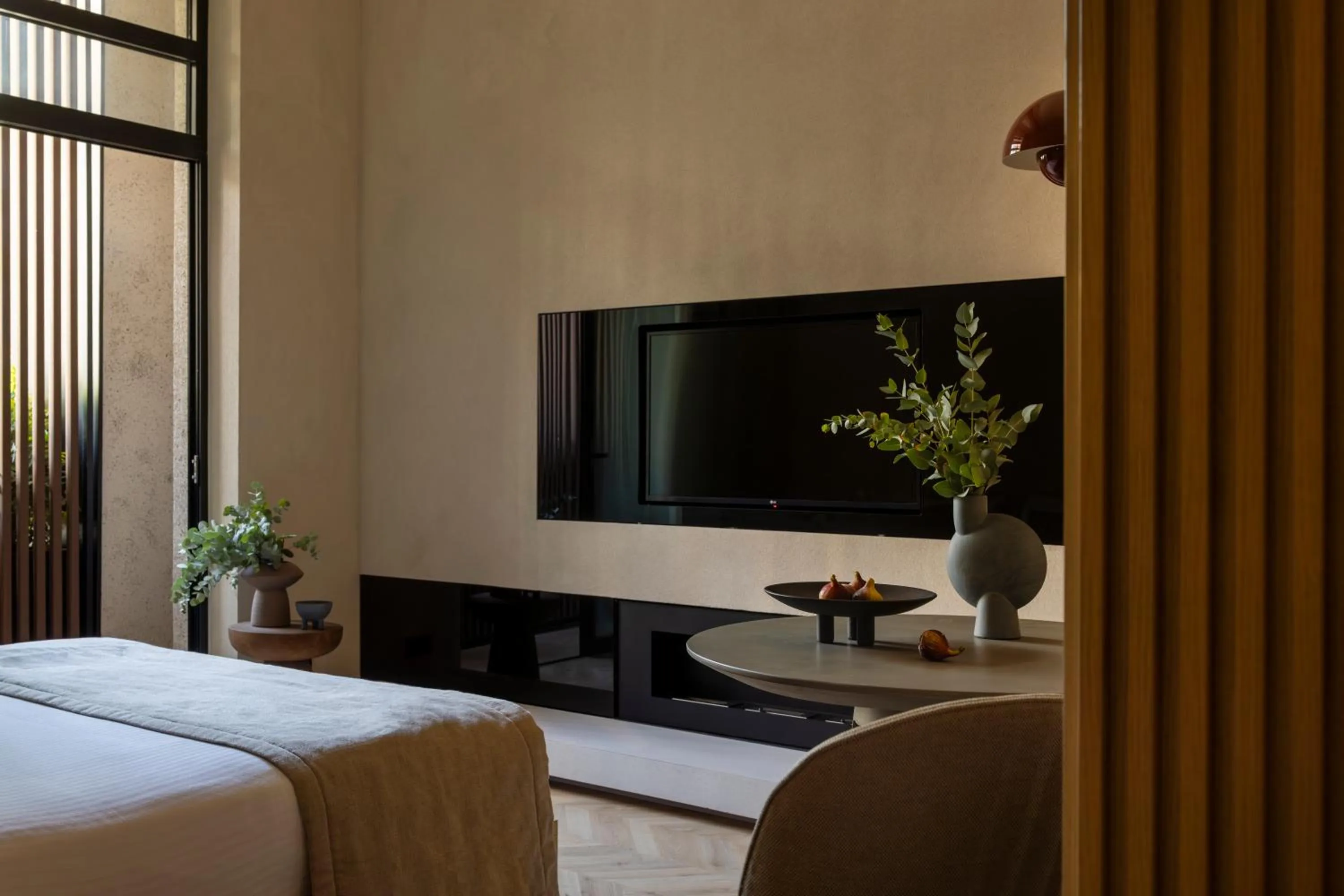 Bed in The Newel Psychiko