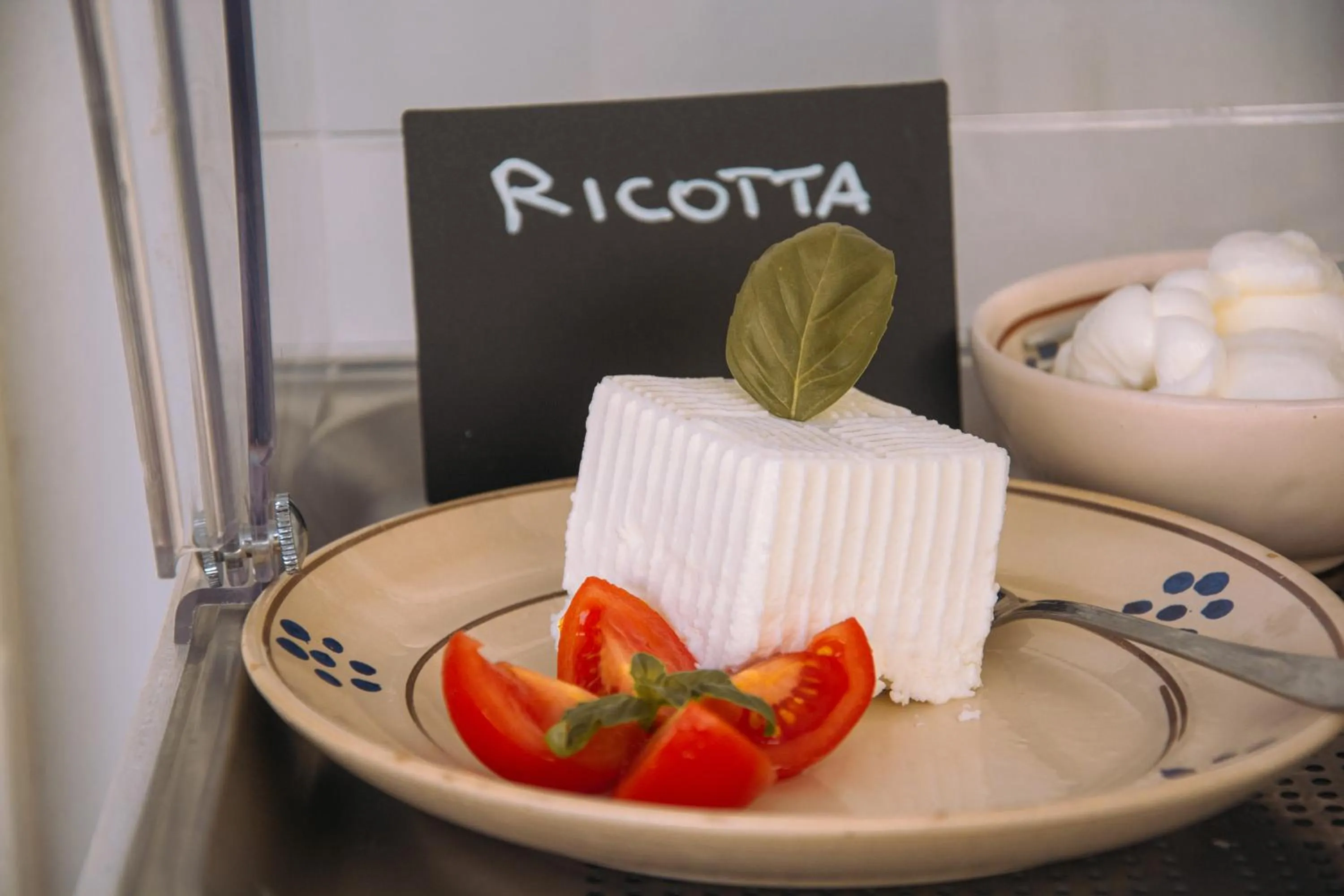 Breakfast in Villa Sardella