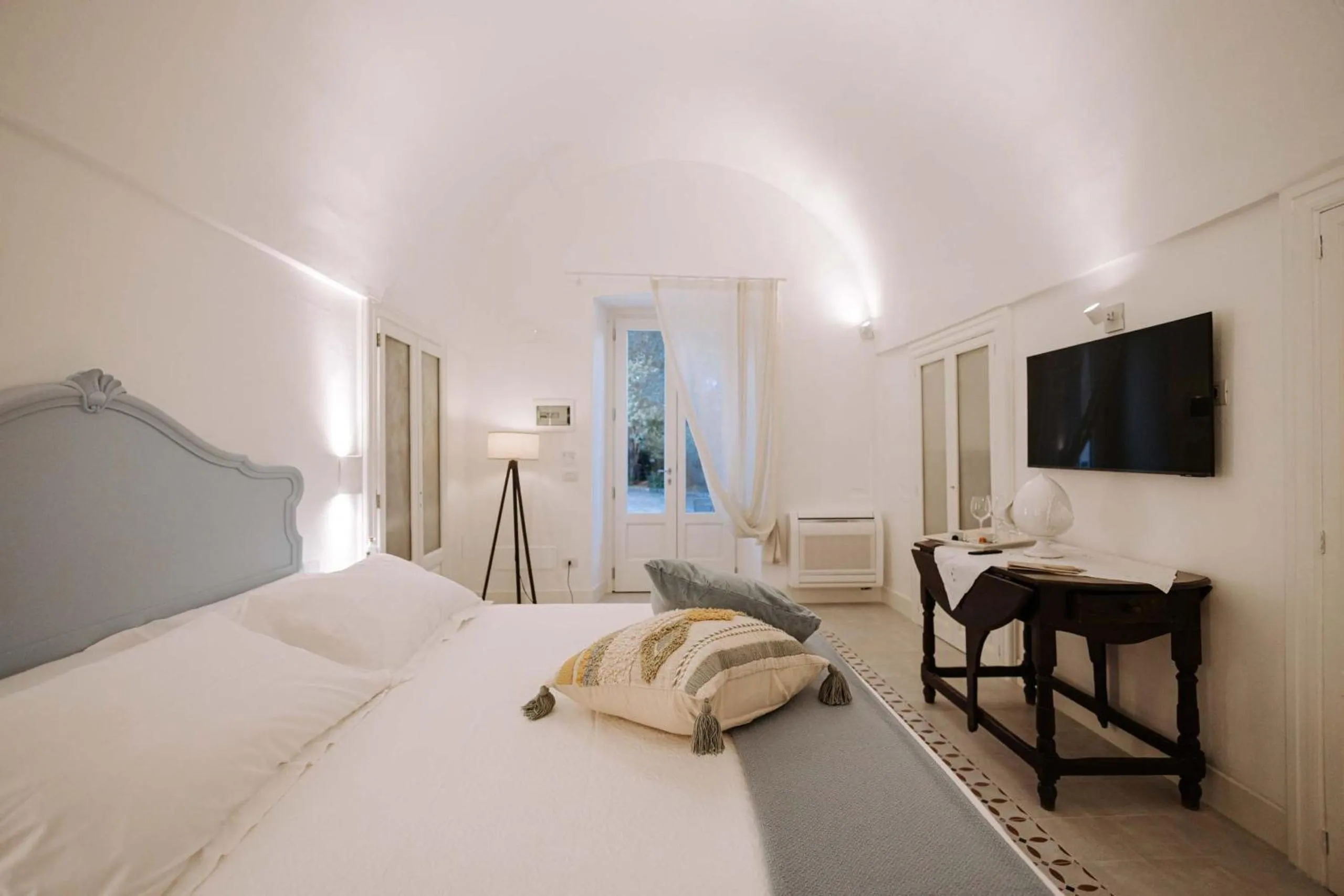 Bed in Villa Sardella