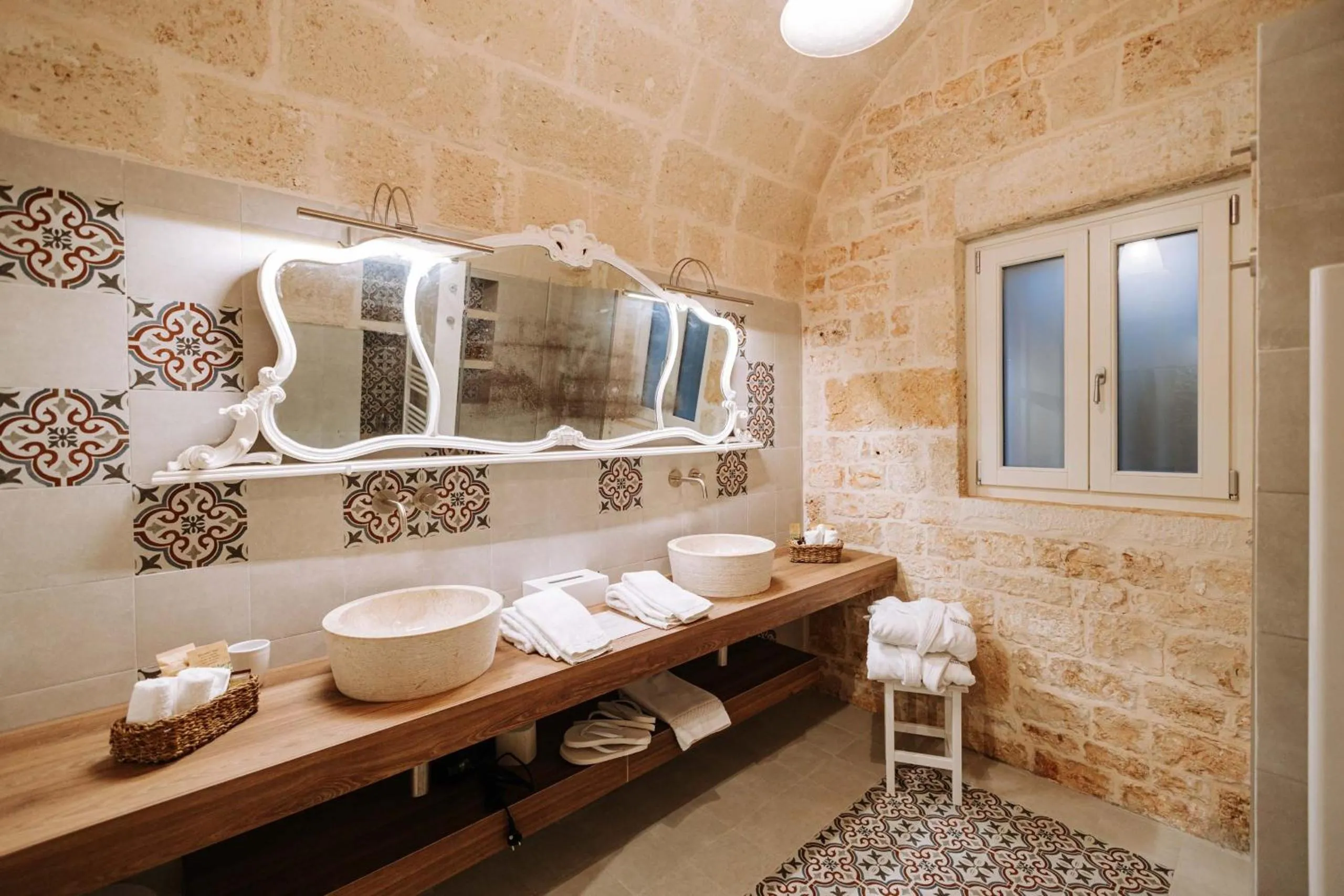 Shower in Villa Sardella