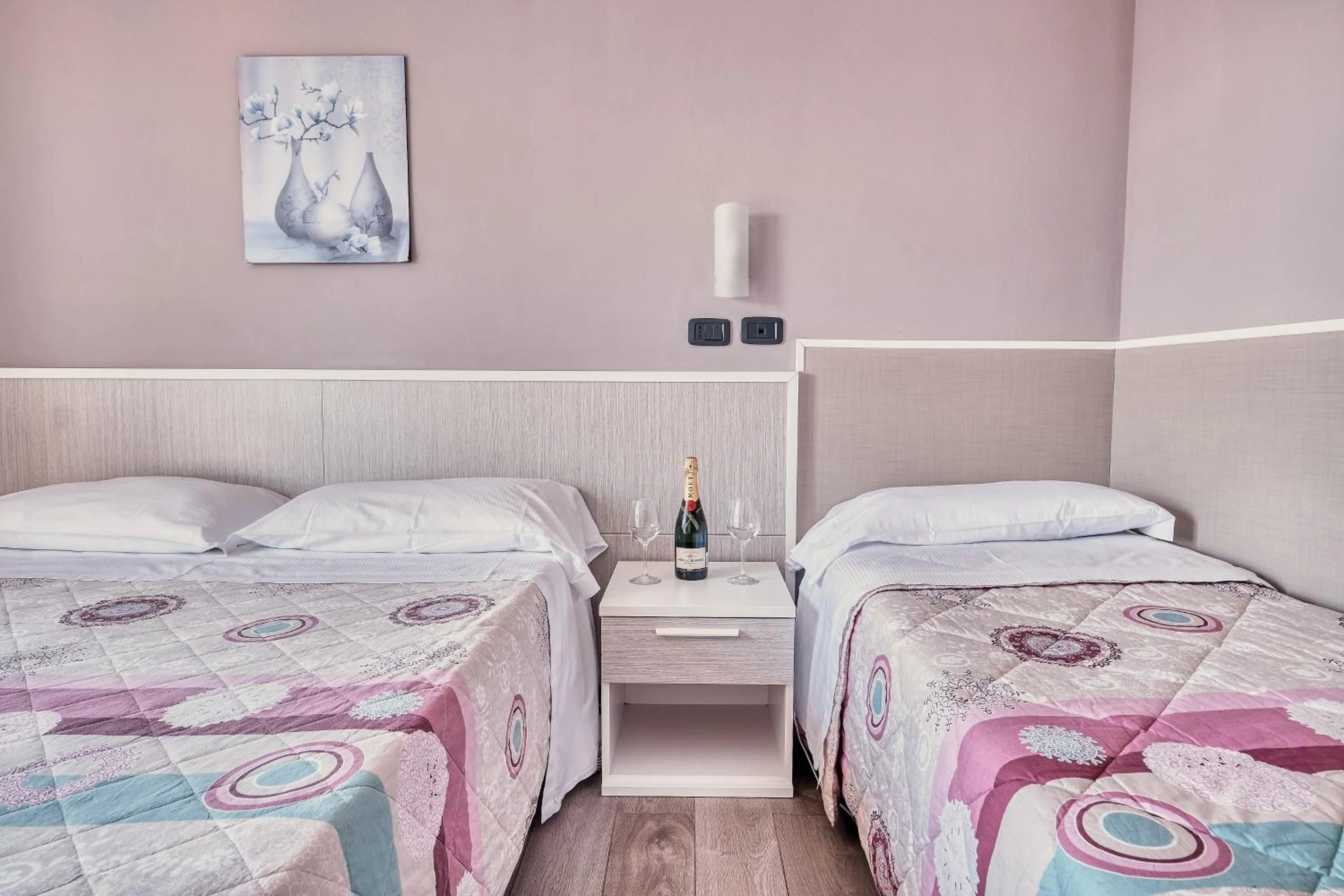 Bed in Hotel Astoria