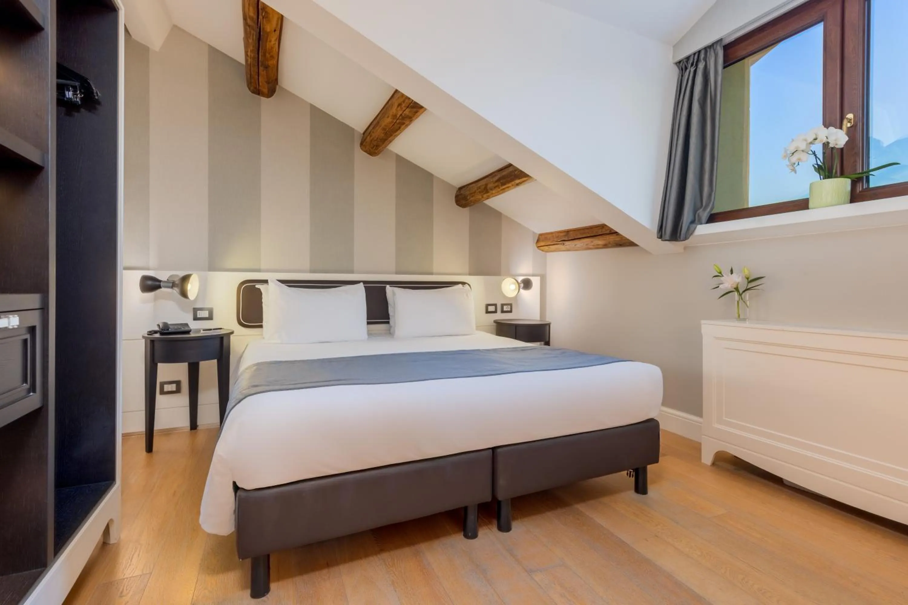 Bedroom, Bed in Hotel Grande Italia