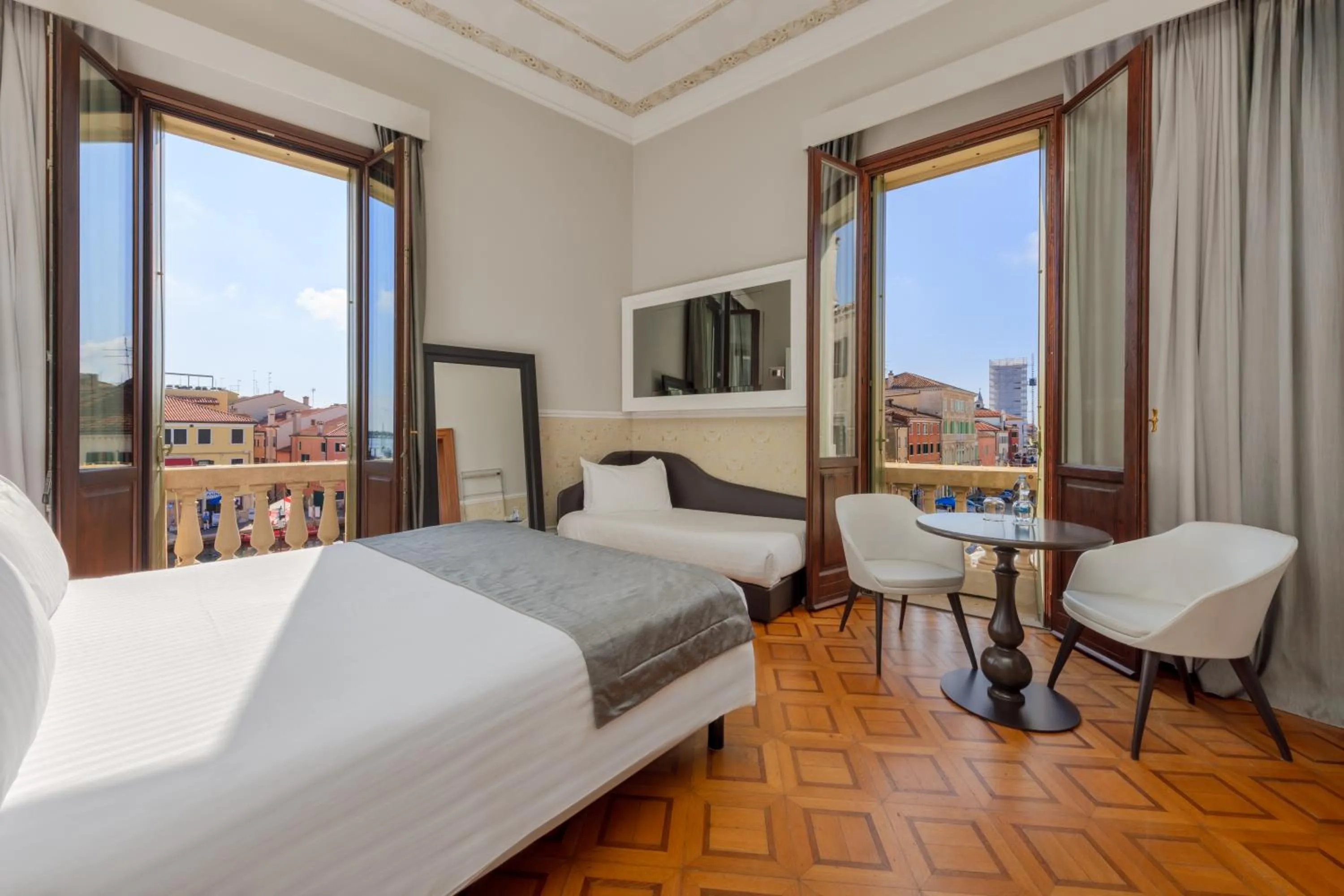 Photo of the whole room, Bed in Hotel Grande Italia