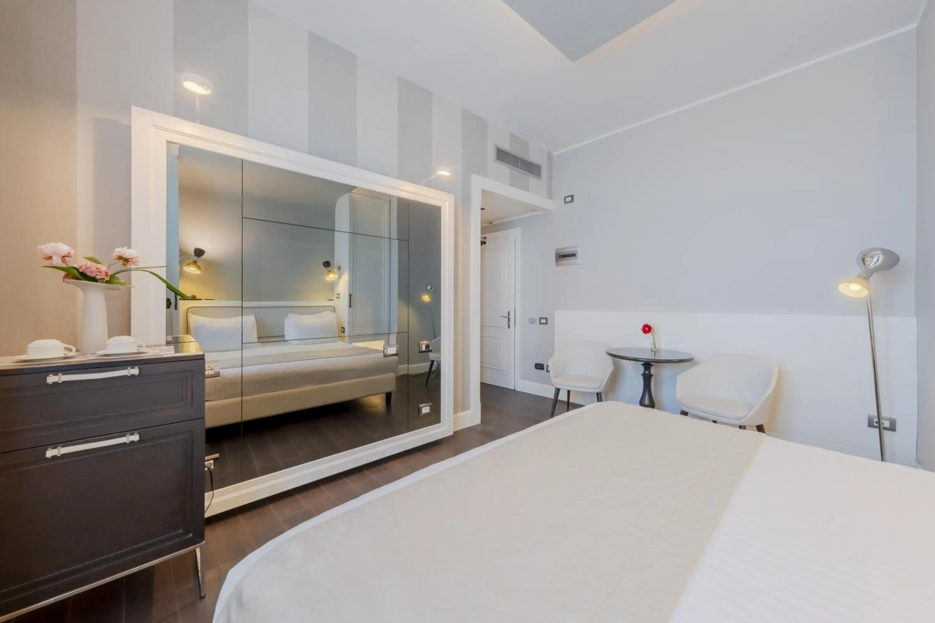 Bedroom, Bed in Hotel Grande Italia