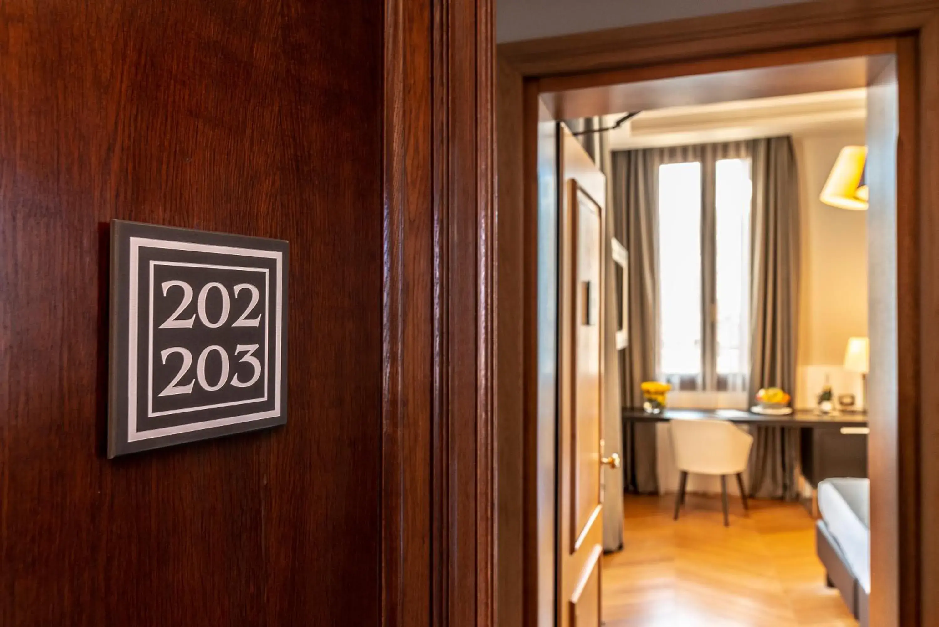 Facade/entrance in Hotel Grande Italia Facade/entrance in Hotel Grande Italia