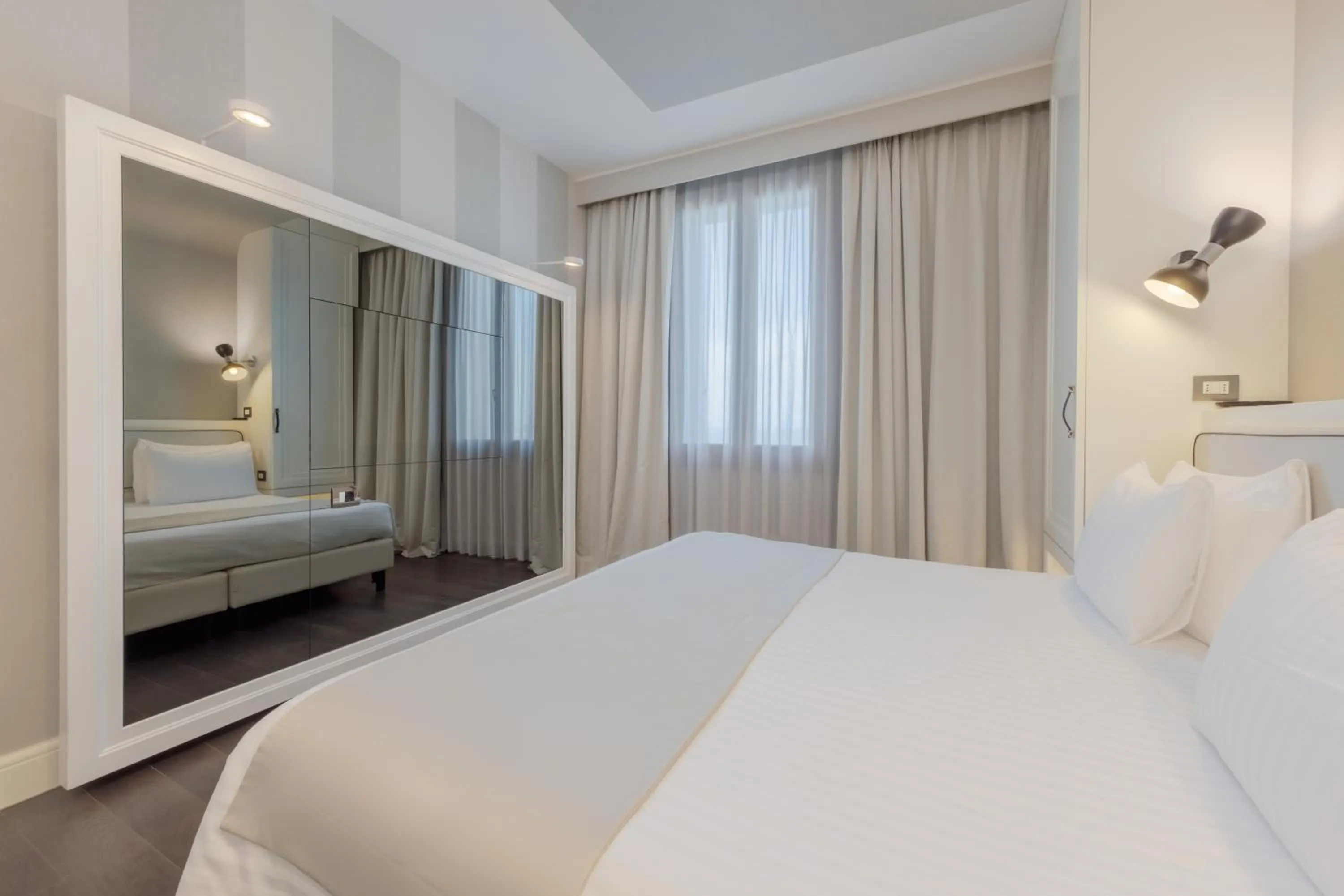 Bed in Hotel Grande Italia