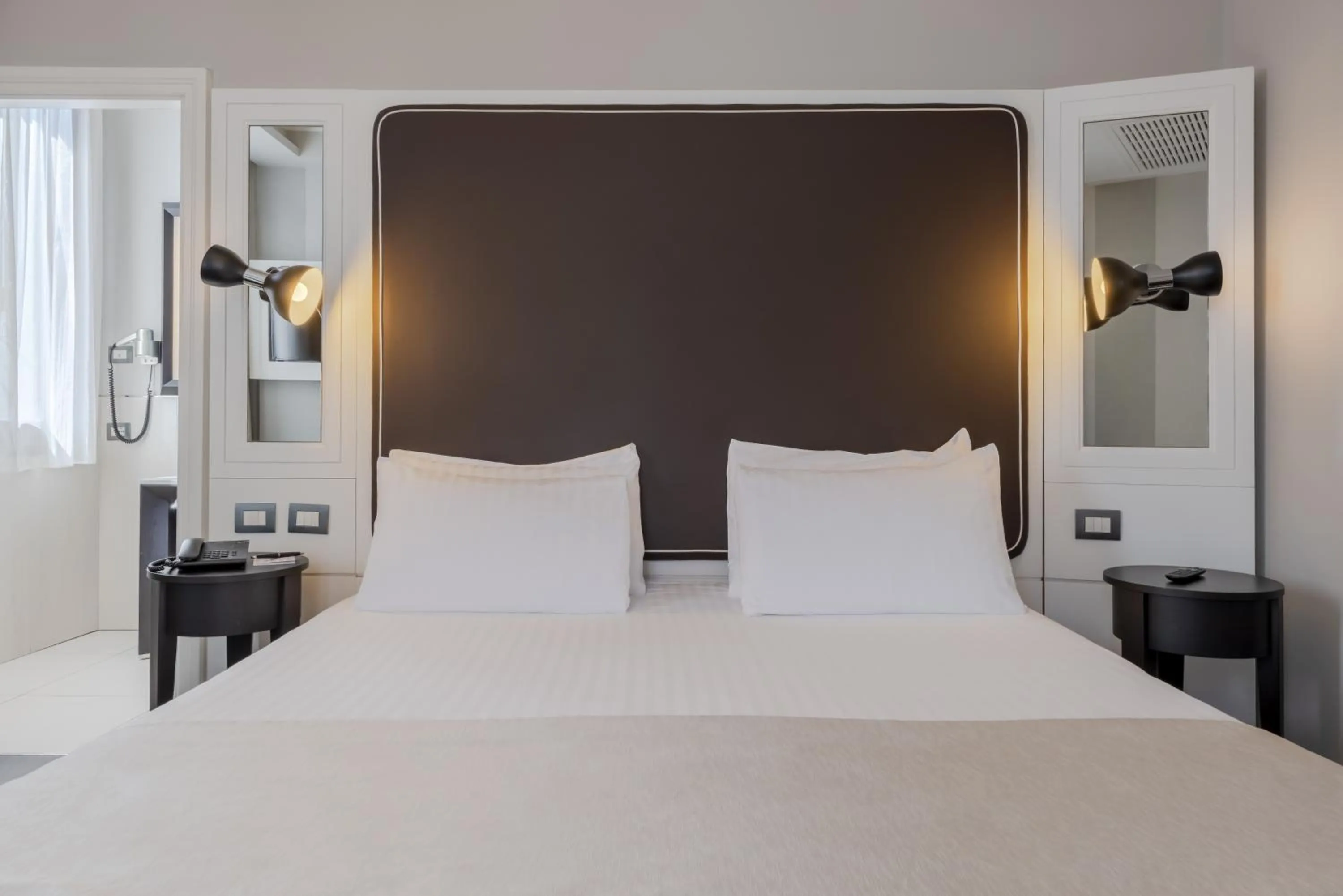 Bed in Hotel Grande Italia