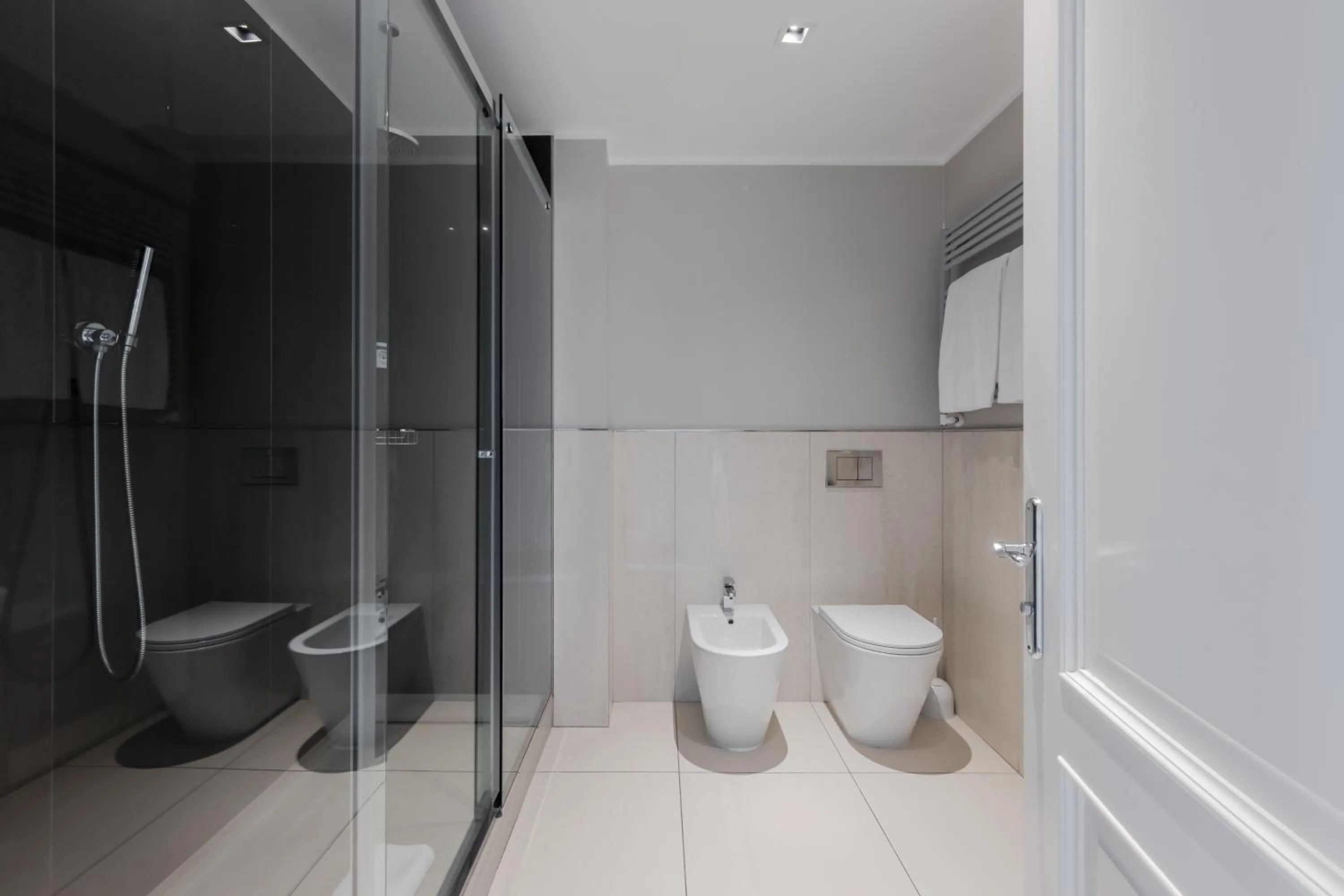 Bathroom in Hotel Grande Italia