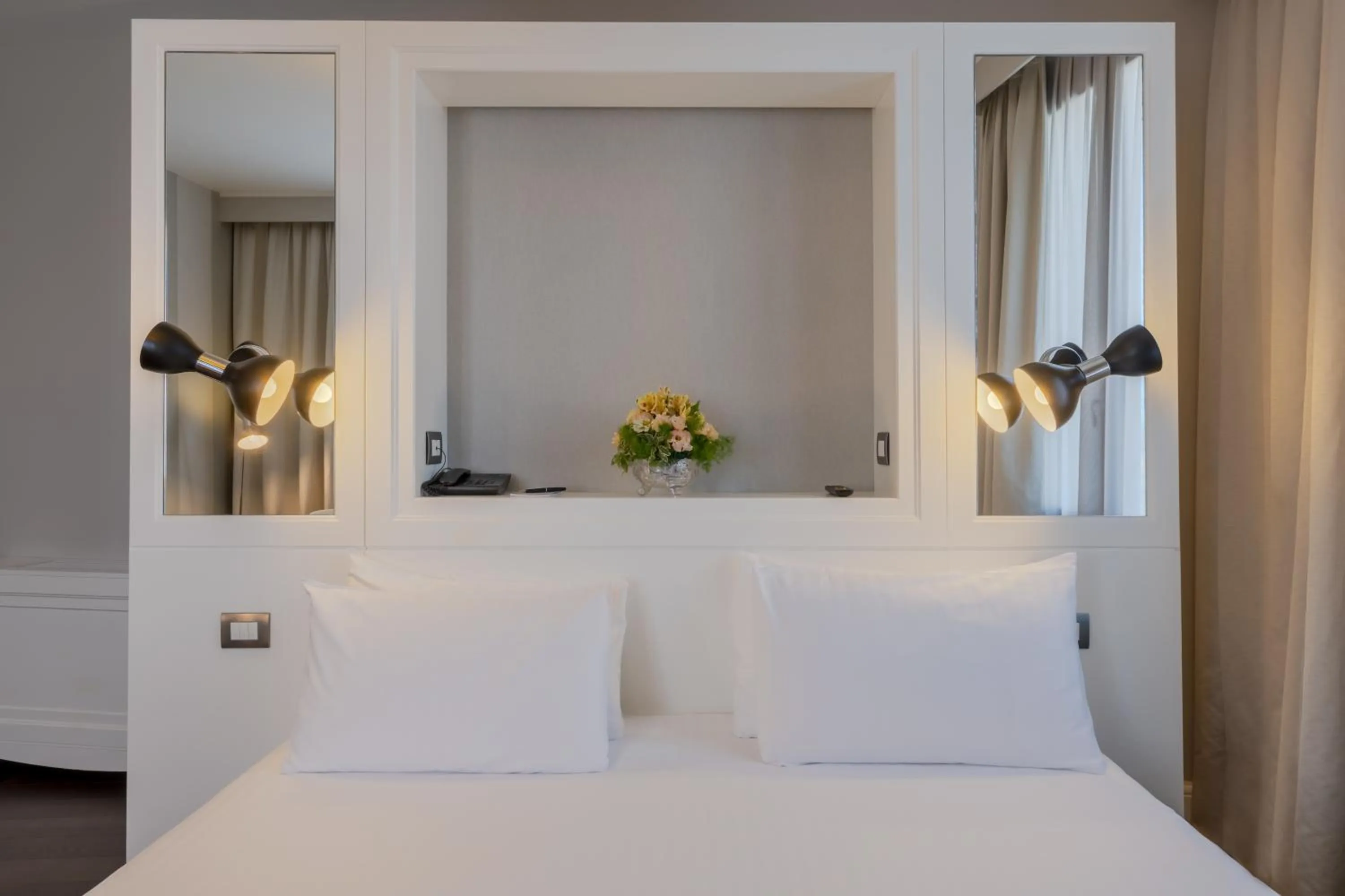 Bed in Hotel Grande Italia