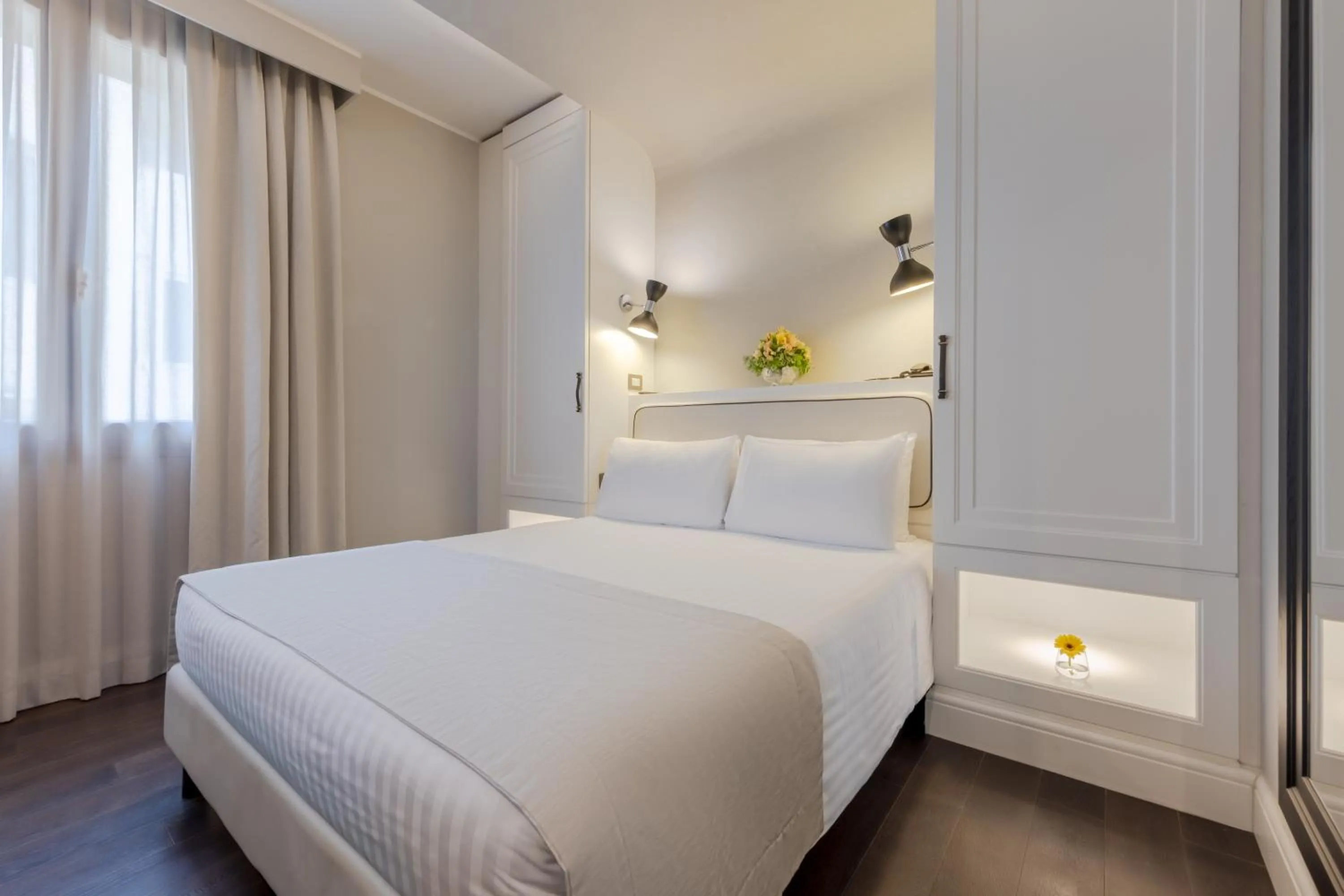 Bed in Hotel Grande Italia