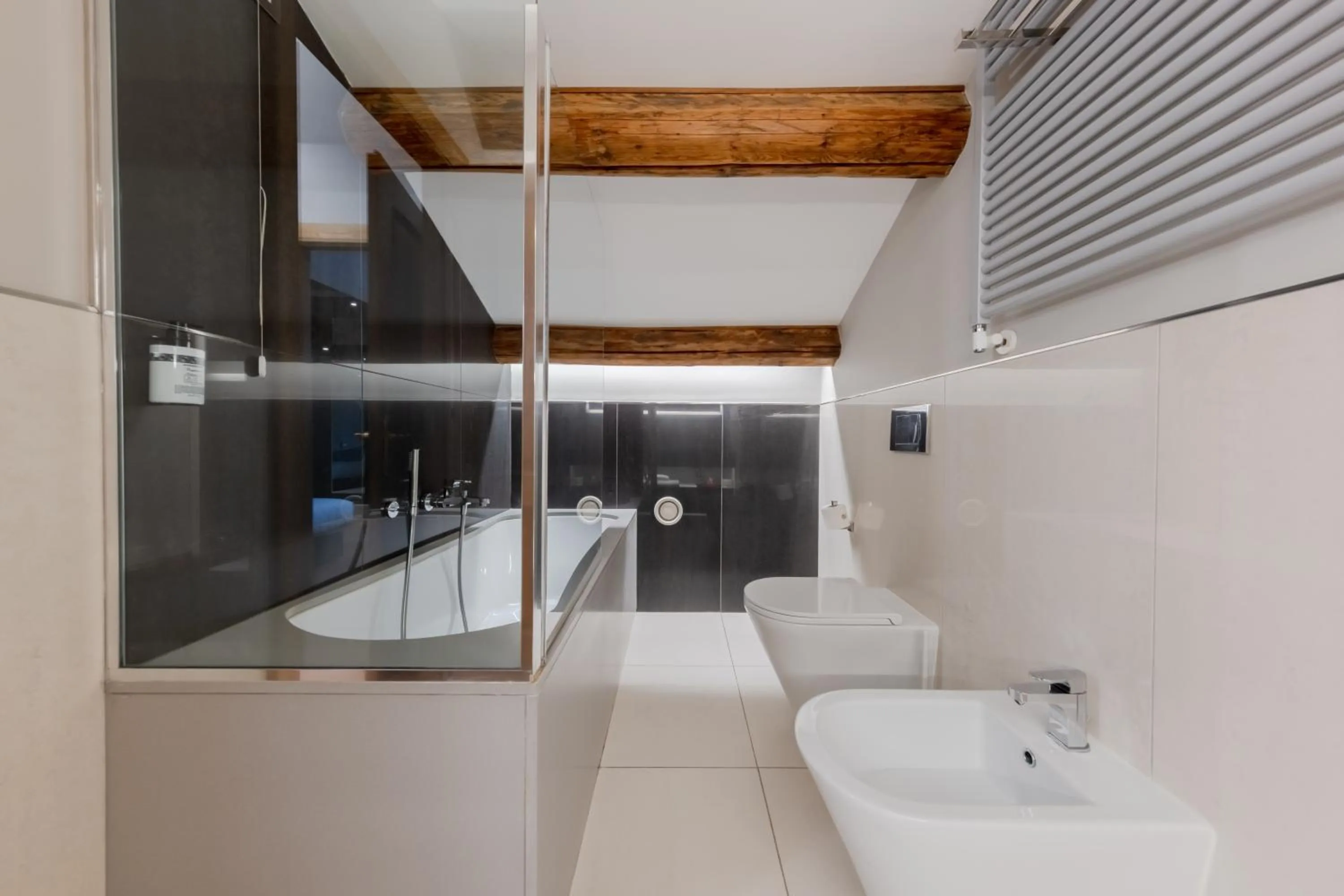 Bathroom in Hotel Grande Italia