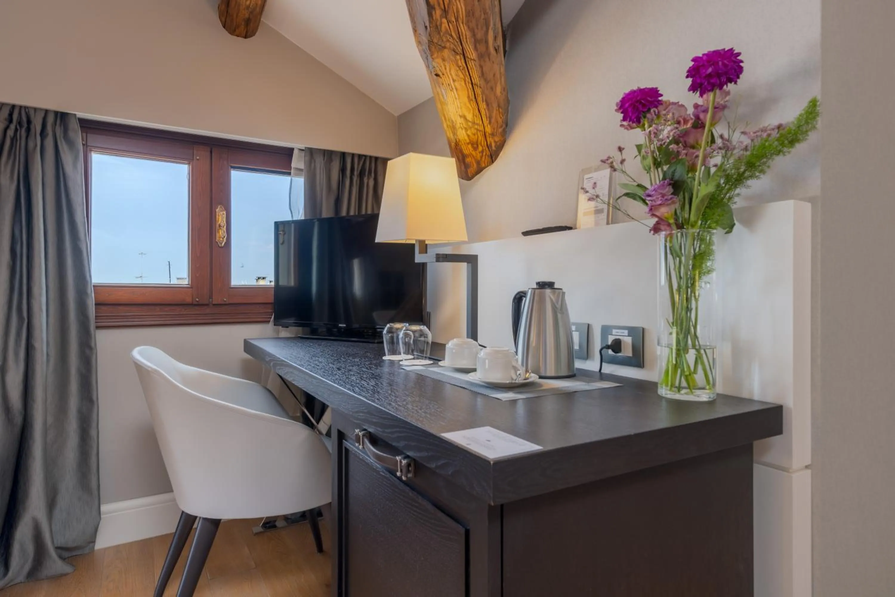 furniture in Hotel Grande Italia