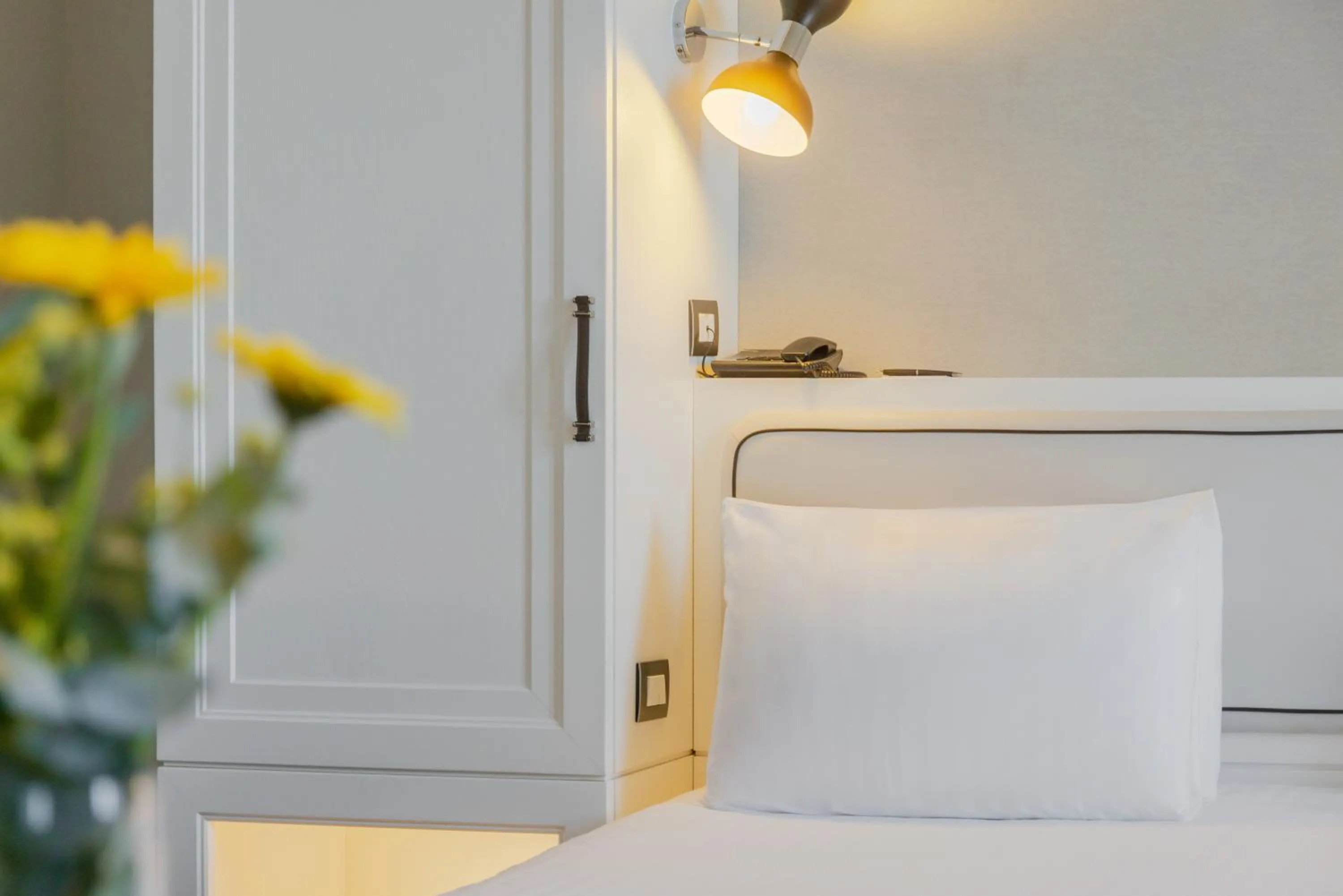 Bed in Hotel Grande Italia