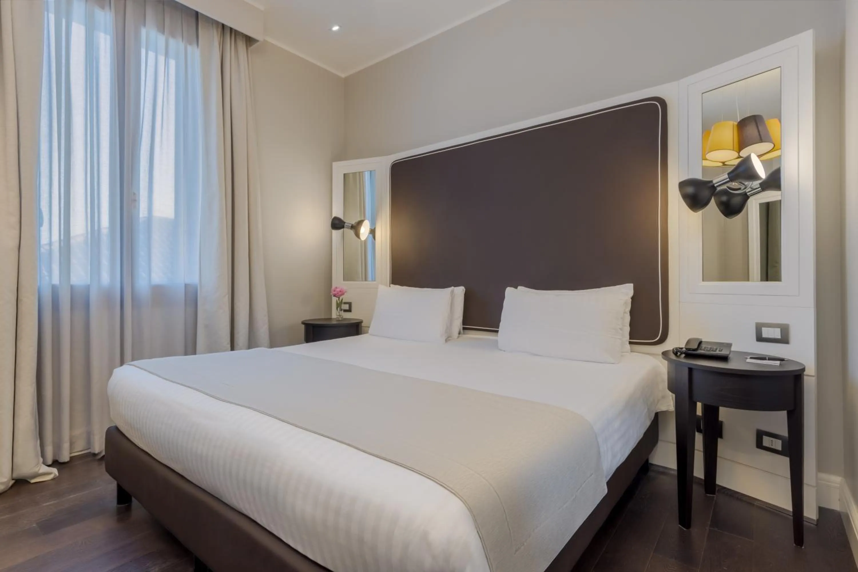 Bed in Hotel Grande Italia