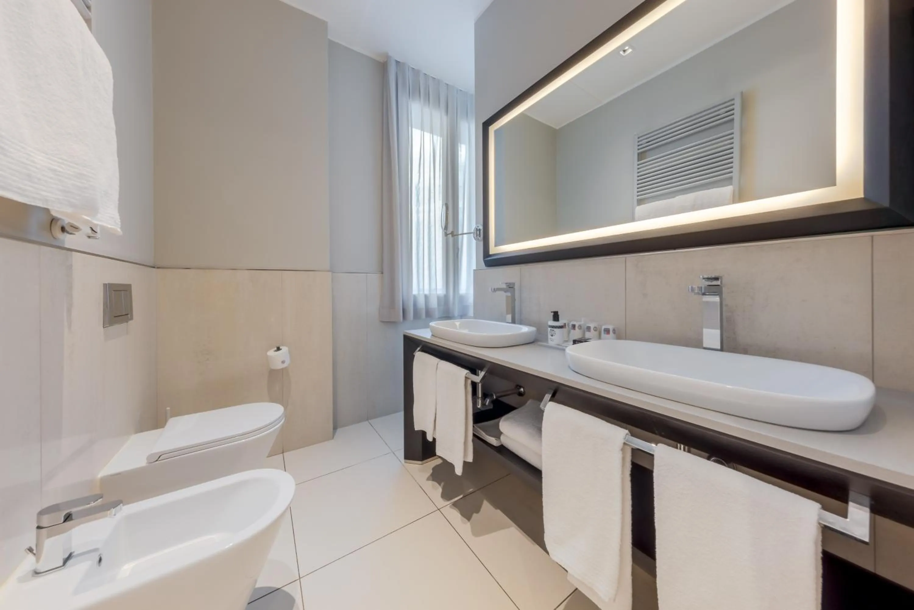 Bathroom in Hotel Grande Italia