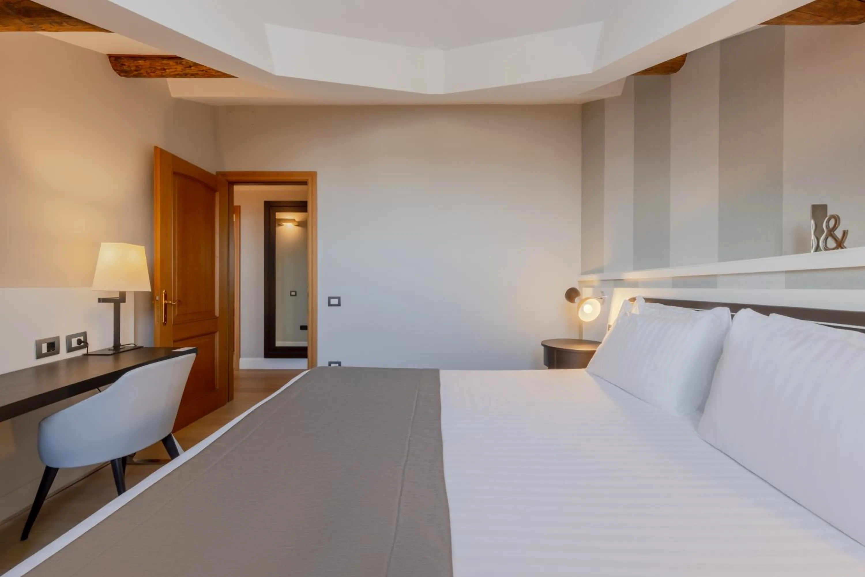 Bedroom, Bed in Hotel Grande Italia