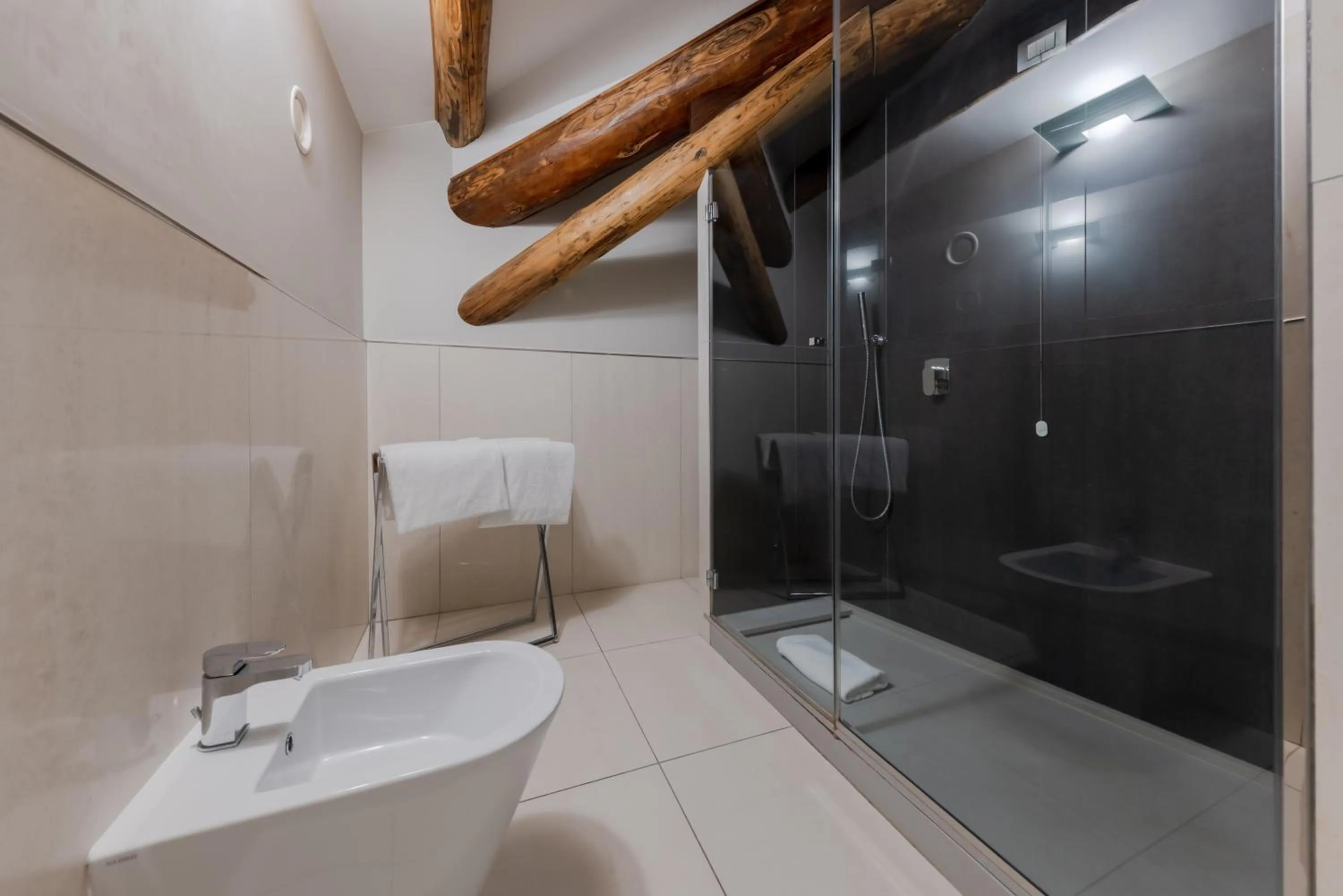 Bathroom in Hotel Grande Italia