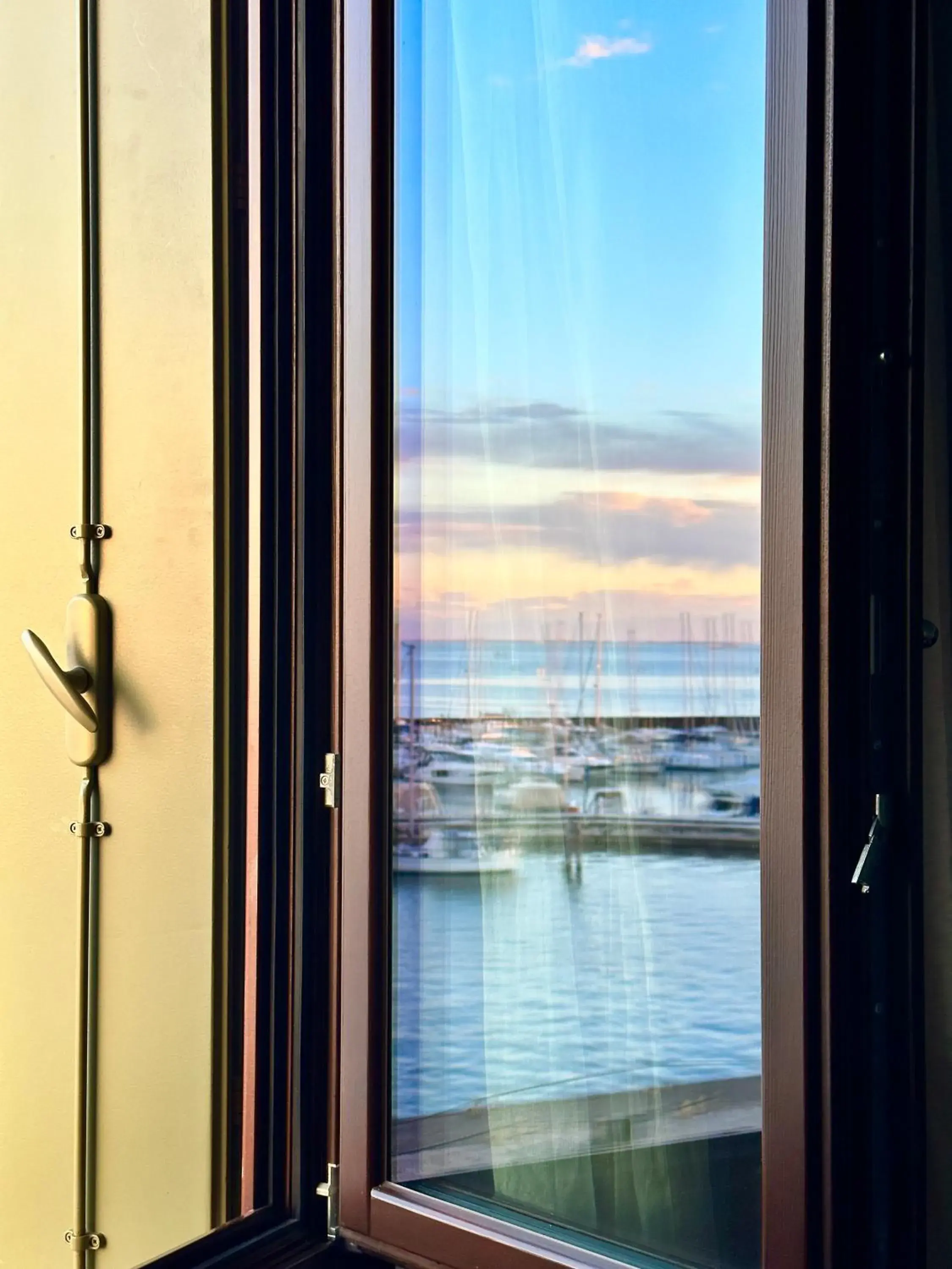 Deluxe Double or Twin Room with Sea View in Hotel Grande Italia Deluxe Double or Twin Room with Sea View in Hotel Grande Italia