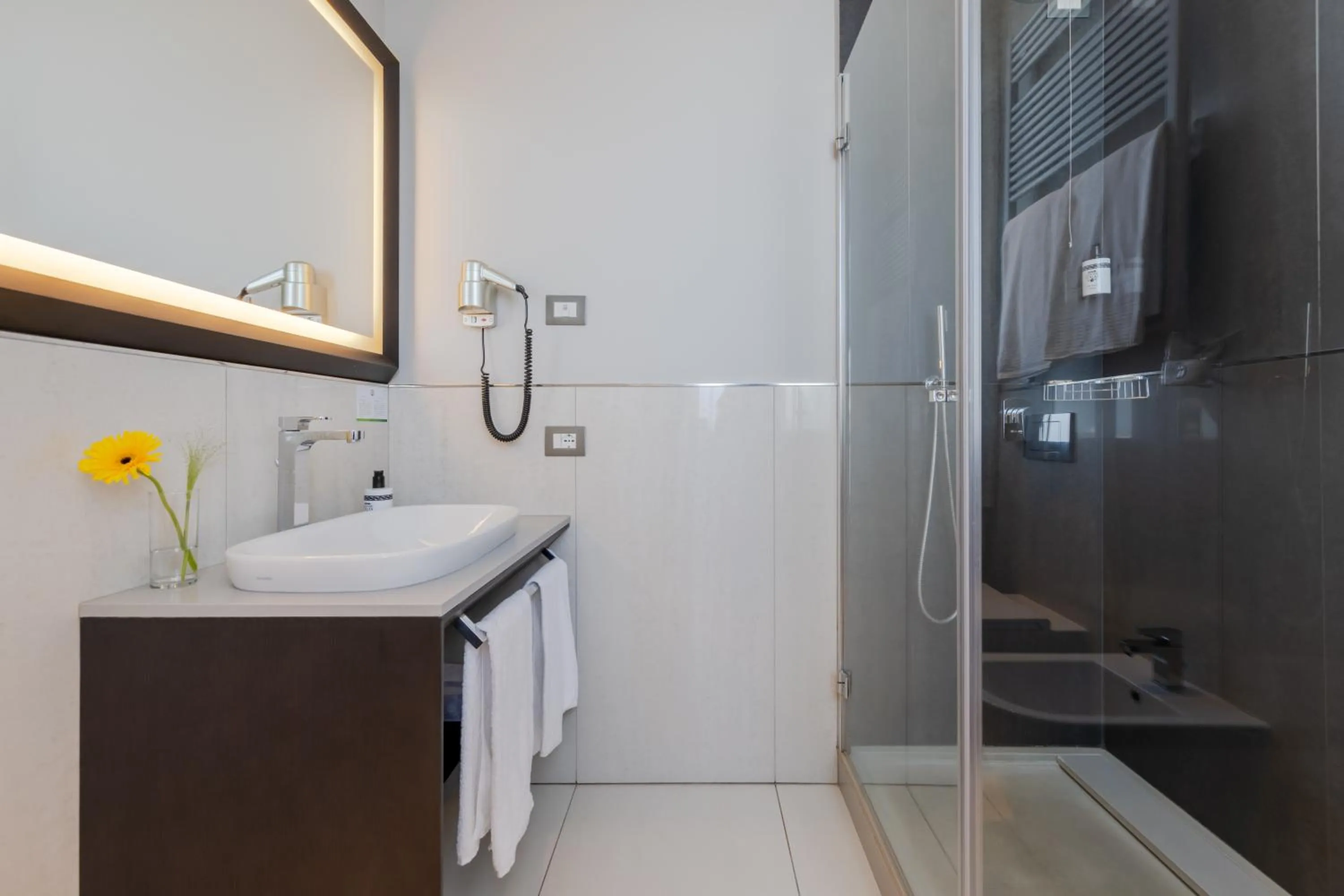 Bathroom in Hotel Grande Italia