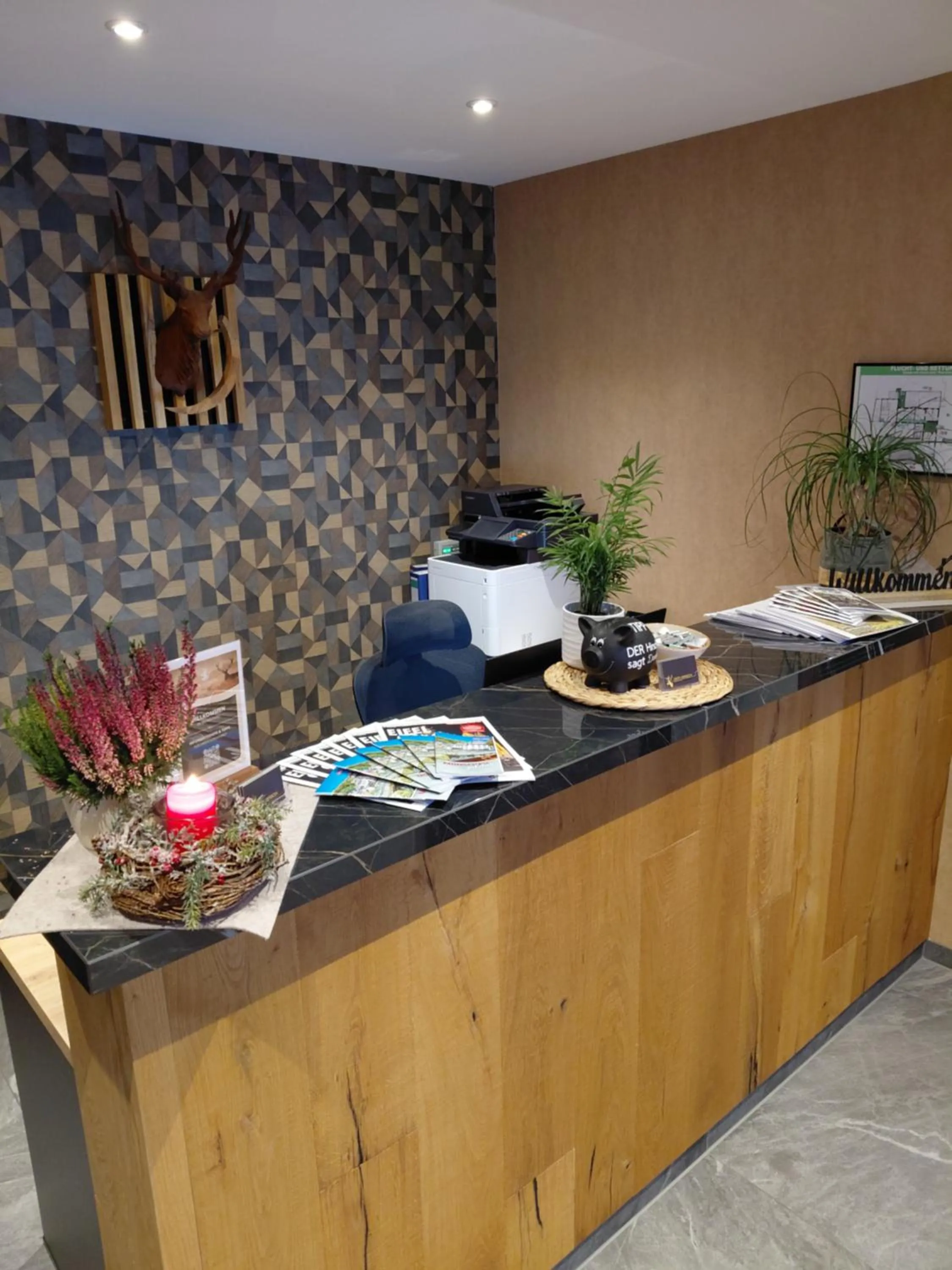 Lobby or reception in DER Hirsch Hotel