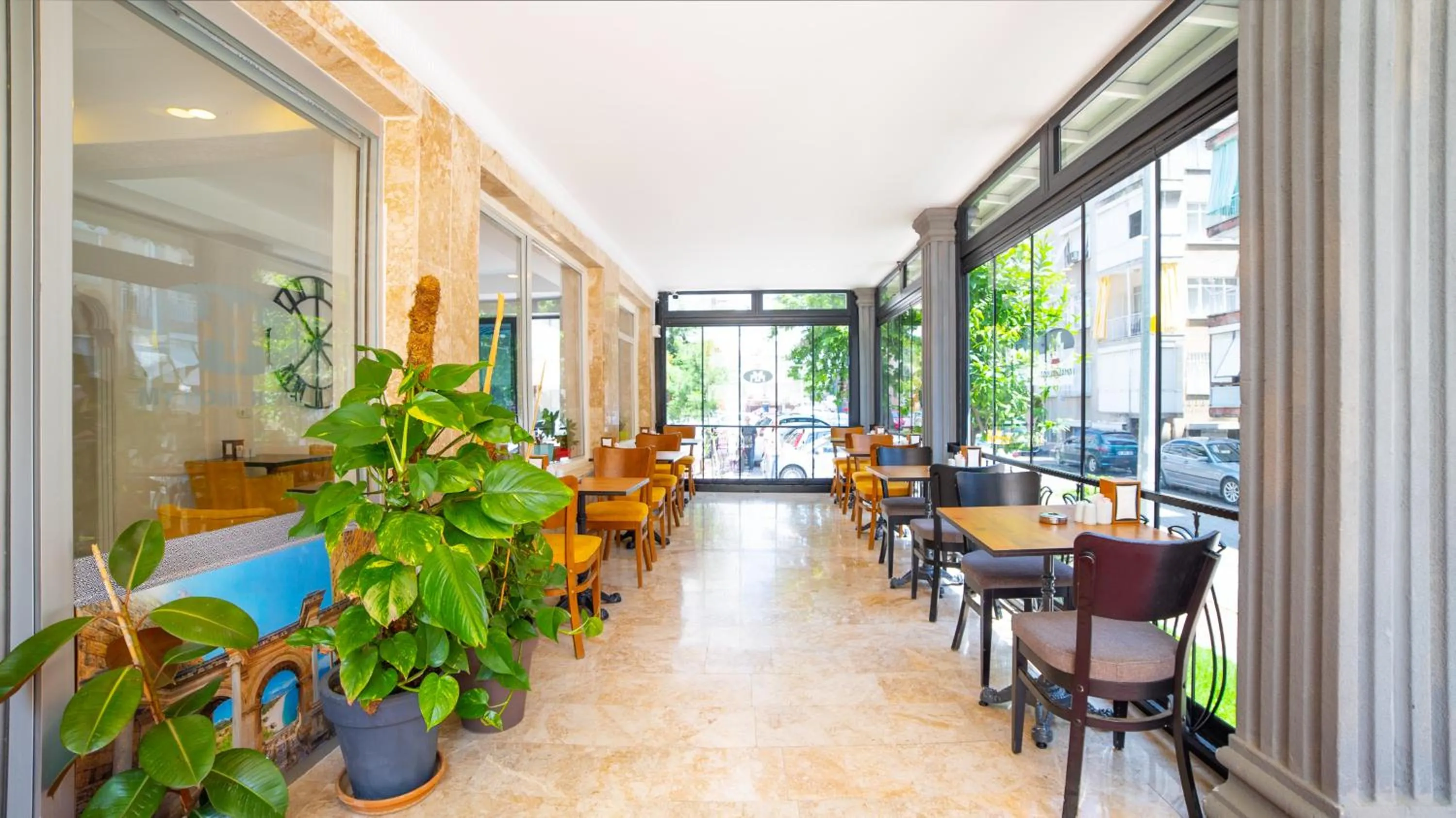 Restaurant/places to eat in My Home Hotel Antalya City Center