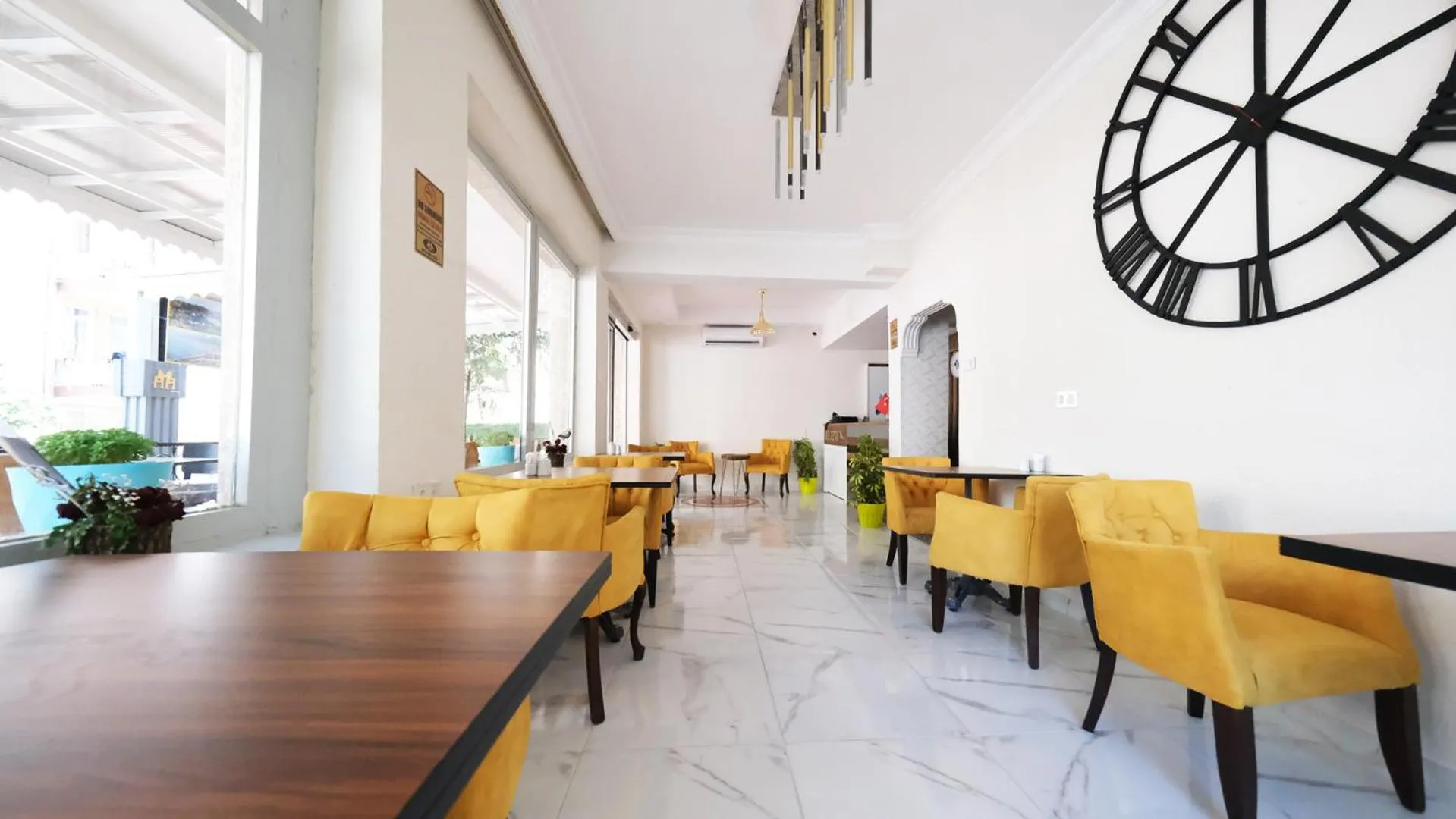 Restaurant/places to eat in My Home Hotel Antalya City Center