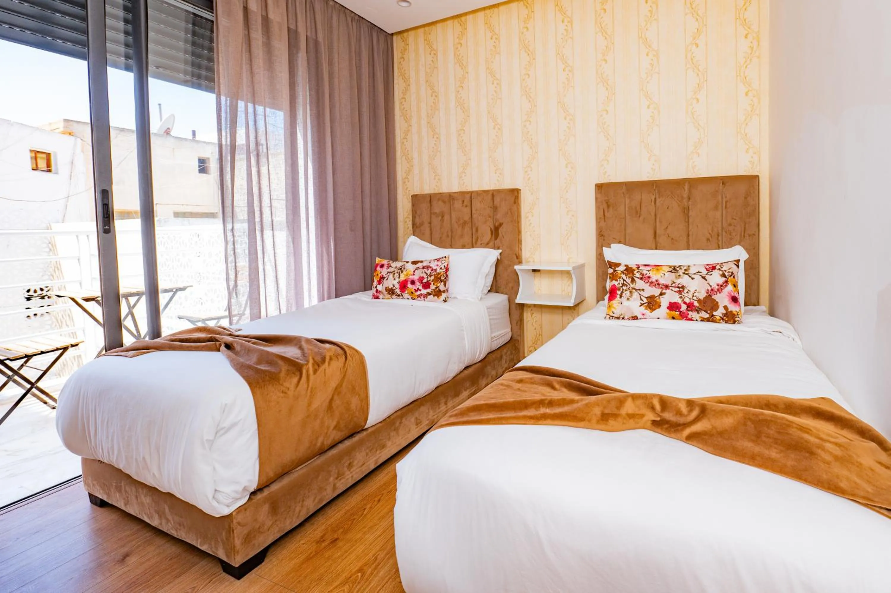 Bedroom, Bed in Family Aparthotel