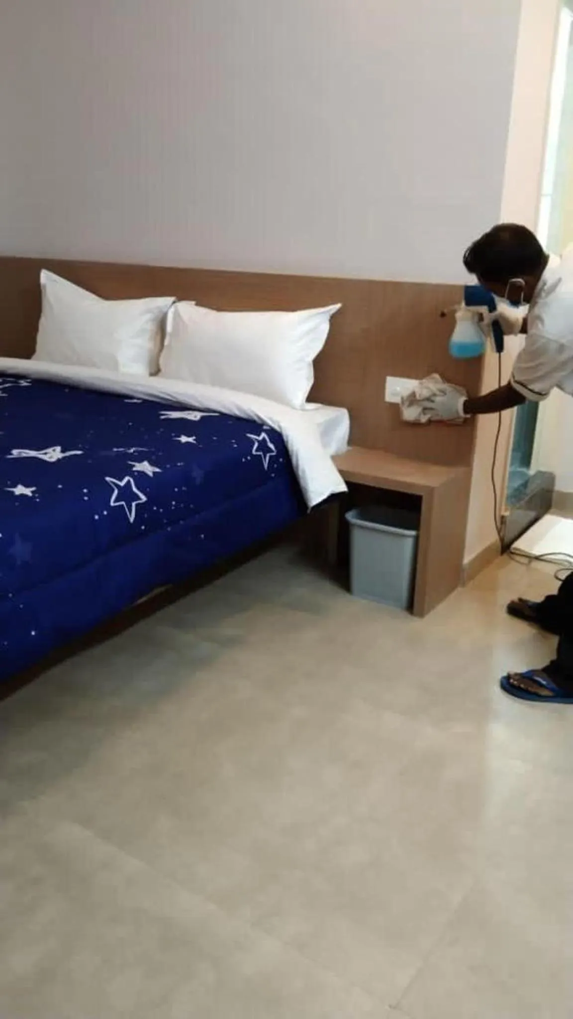 View (from property/room), Bed in HOTEL VIJAYA LAKSHMI RESIDENCY - YESHWANTHPUR