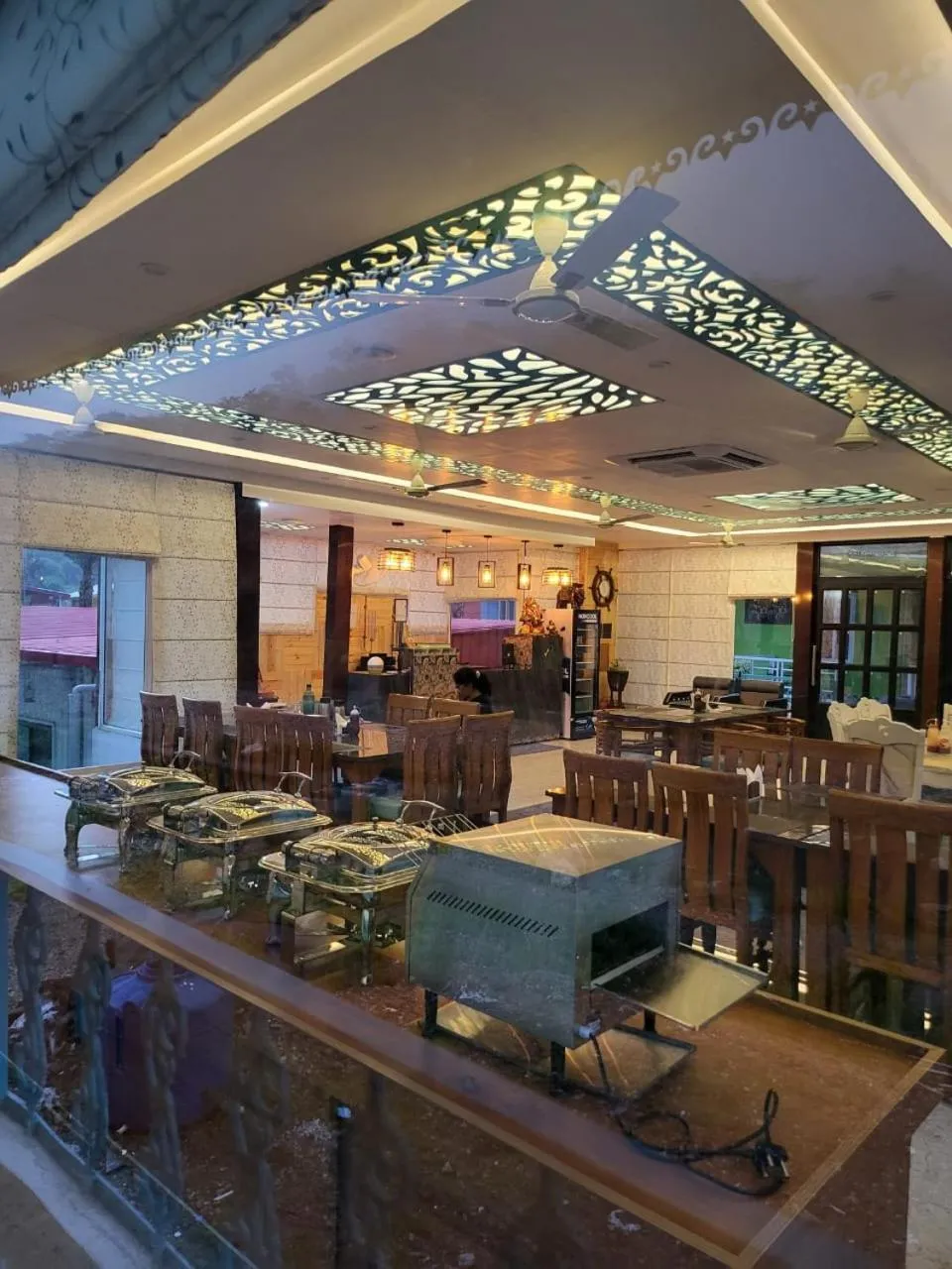 Restaurant/places to eat in MR River Resort - Mohanchatti Rishikesh