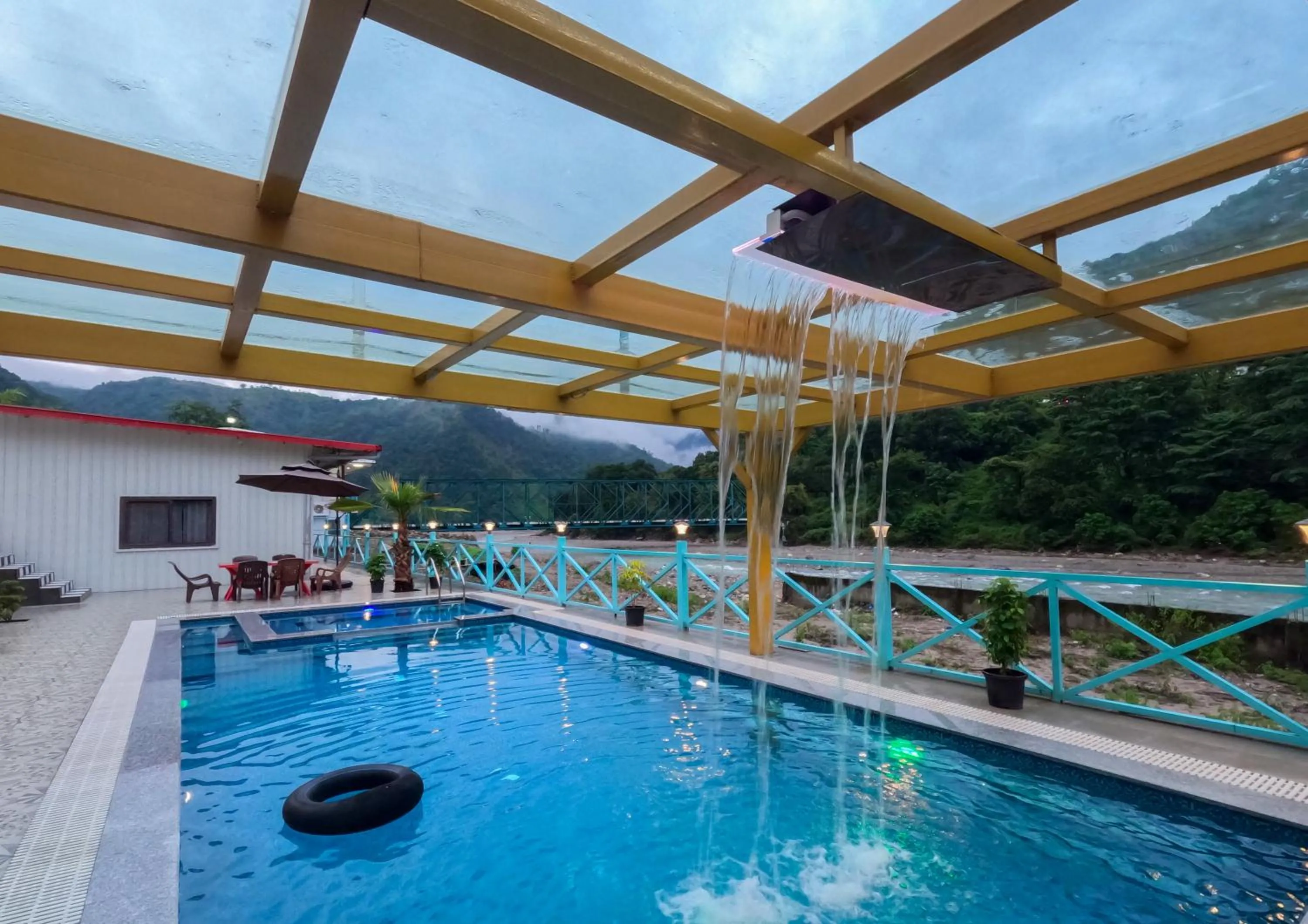 Swimming pool in MR River Resort - Mohanchatti Rishikesh