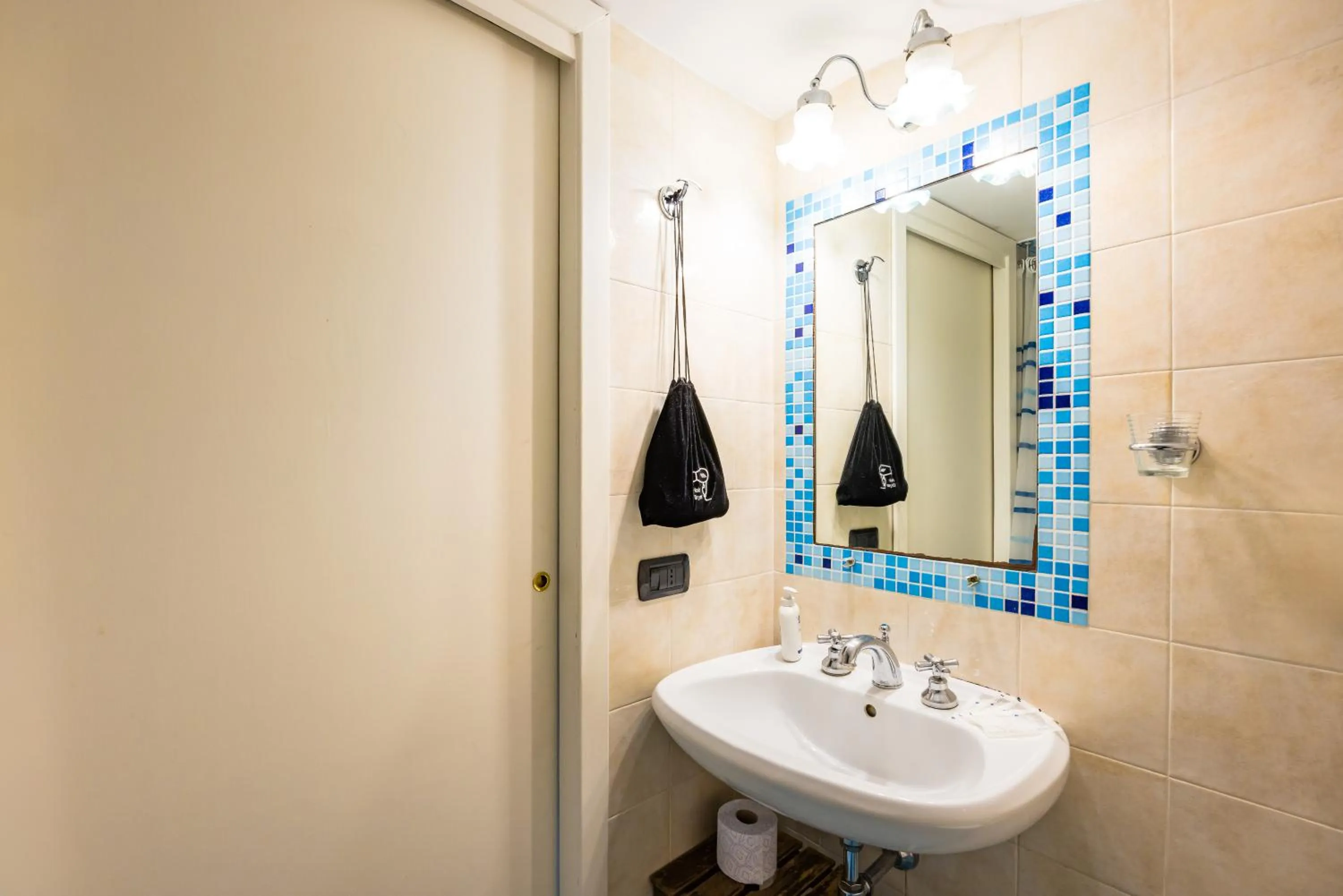 Bathroom in Orchid Corner Guesthouse