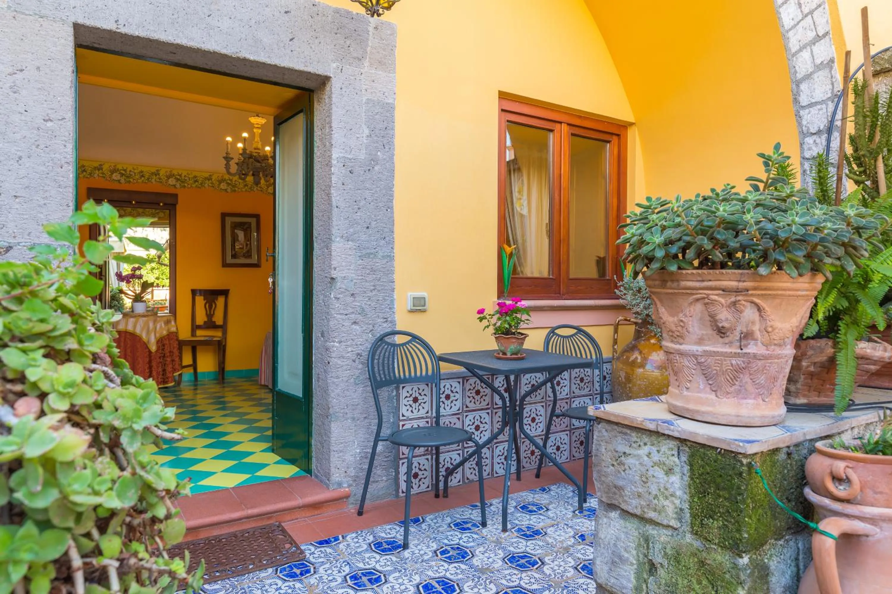 Balcony/Terrace in Orchid Corner Guesthouse