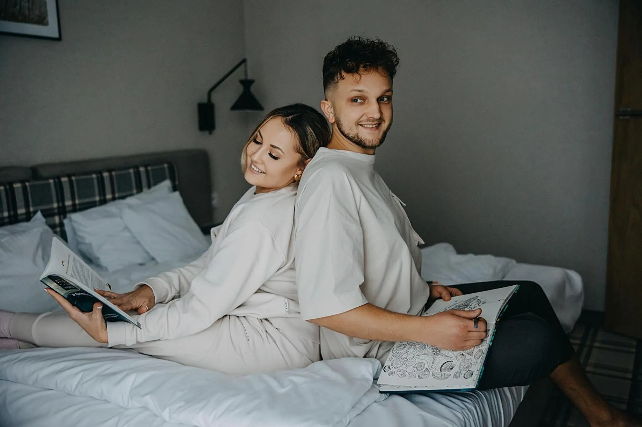 Other, Bed in Green Adults