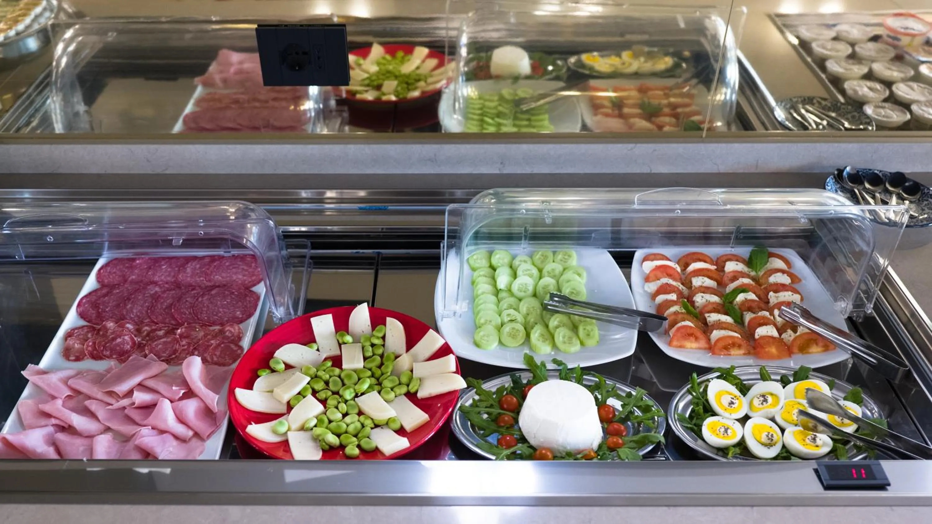 Buffet breakfast in Hotel La Gradisca