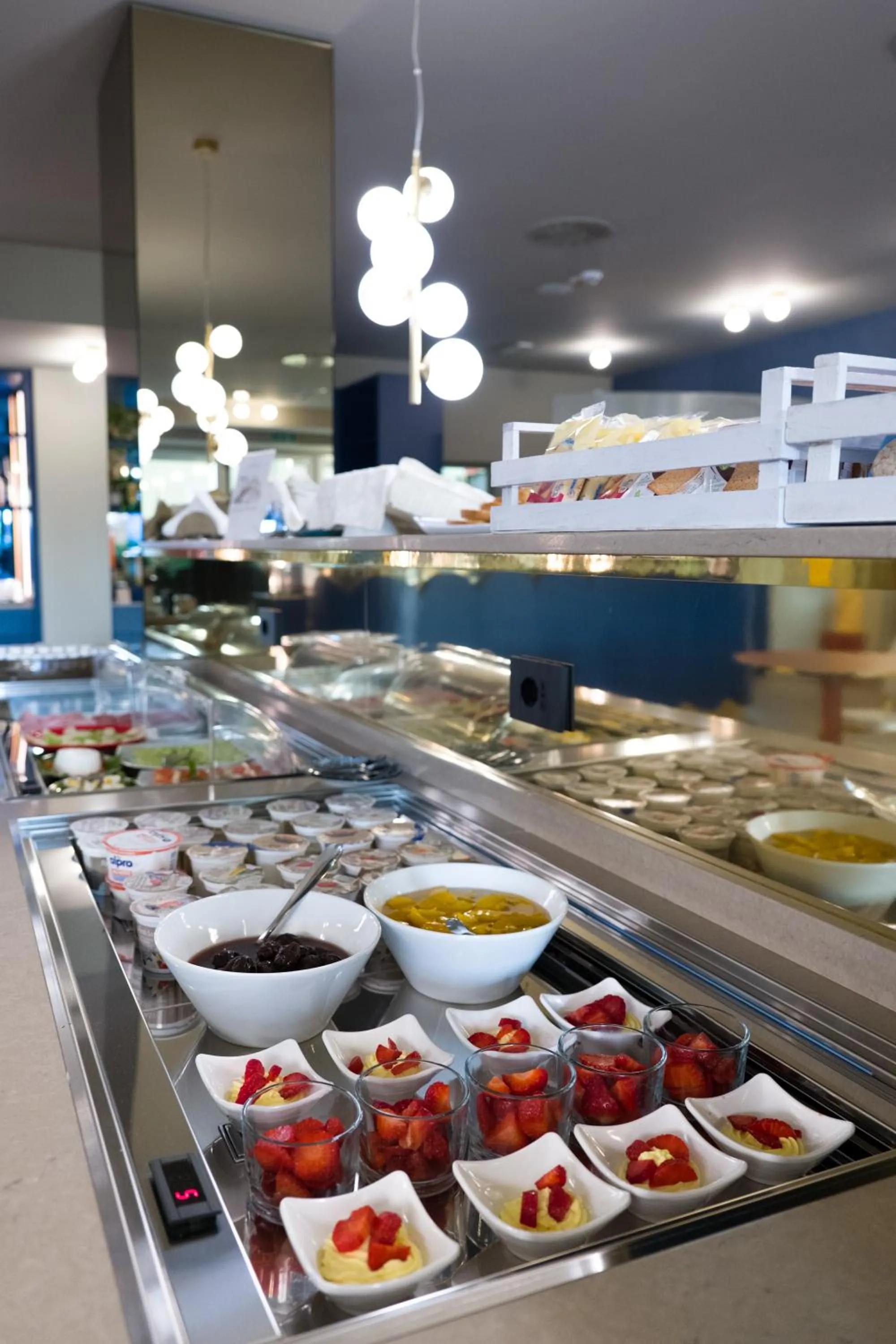 Buffet breakfast in Hotel La Gradisca