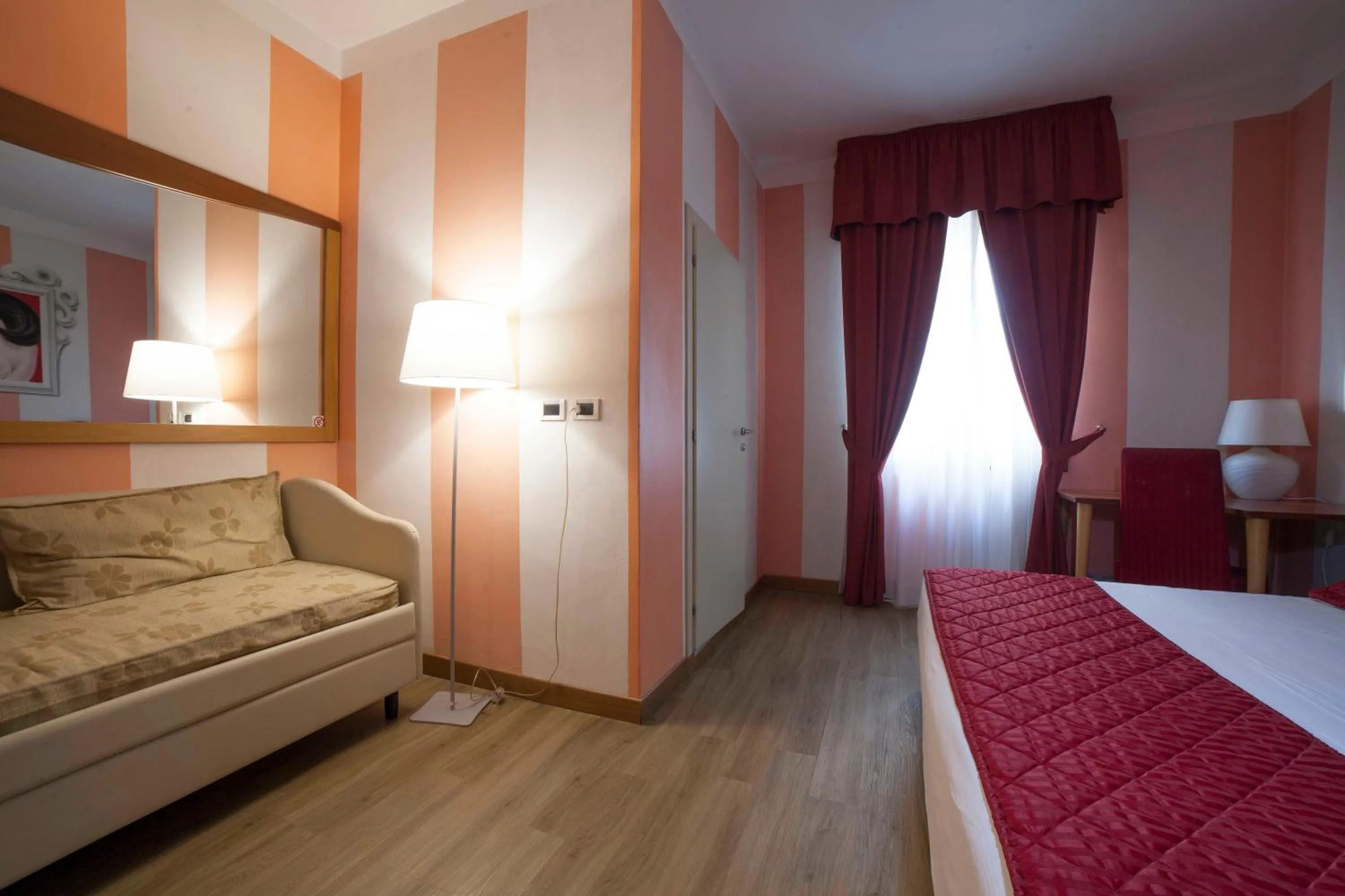 Bedroom, Bed in Hotel La Gradisca