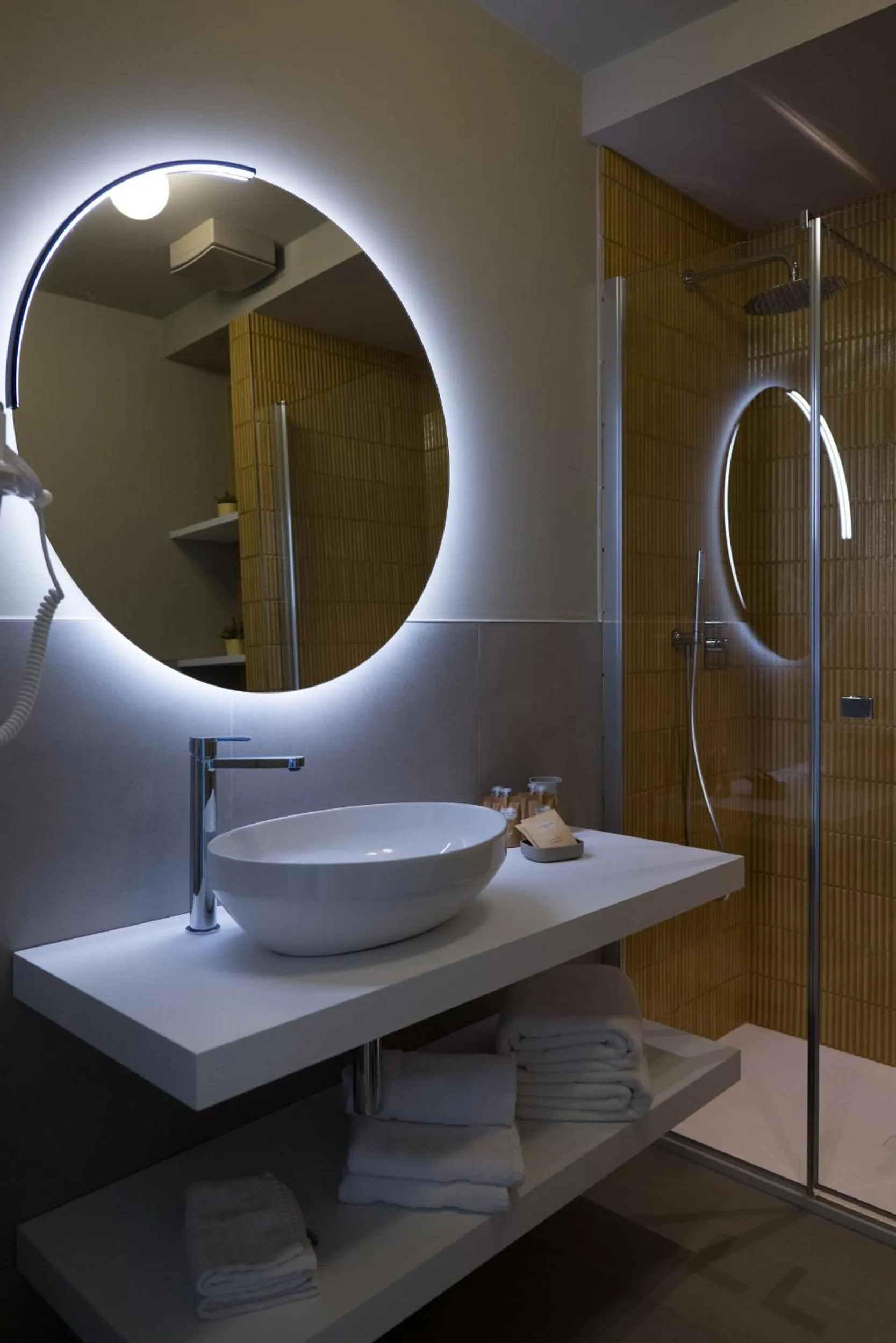 Shower in Hotel La Gradisca