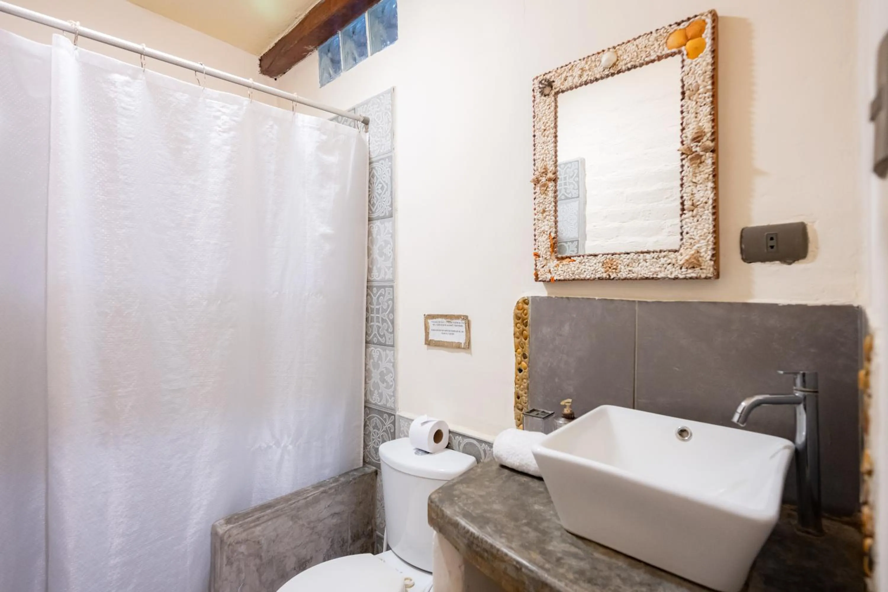 Shower in Hospedaje La Quebrada