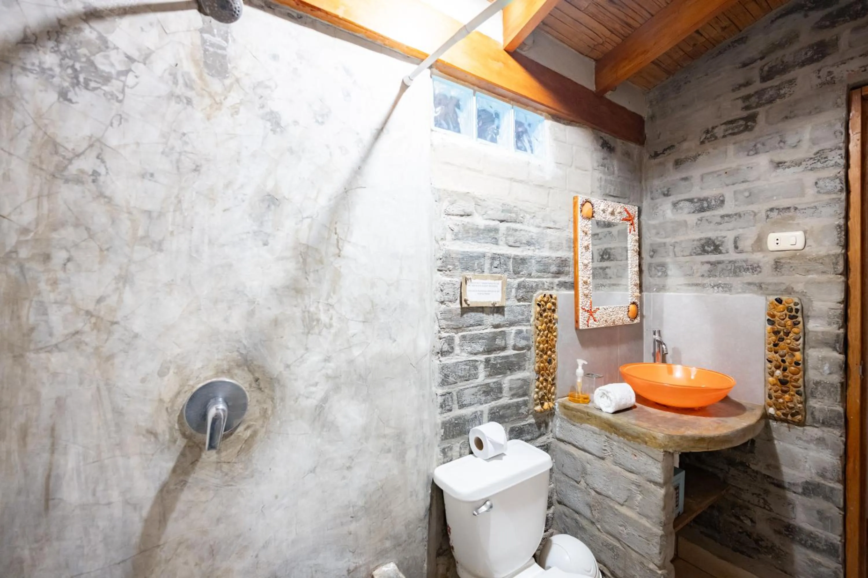 Shower in Hospedaje La Quebrada