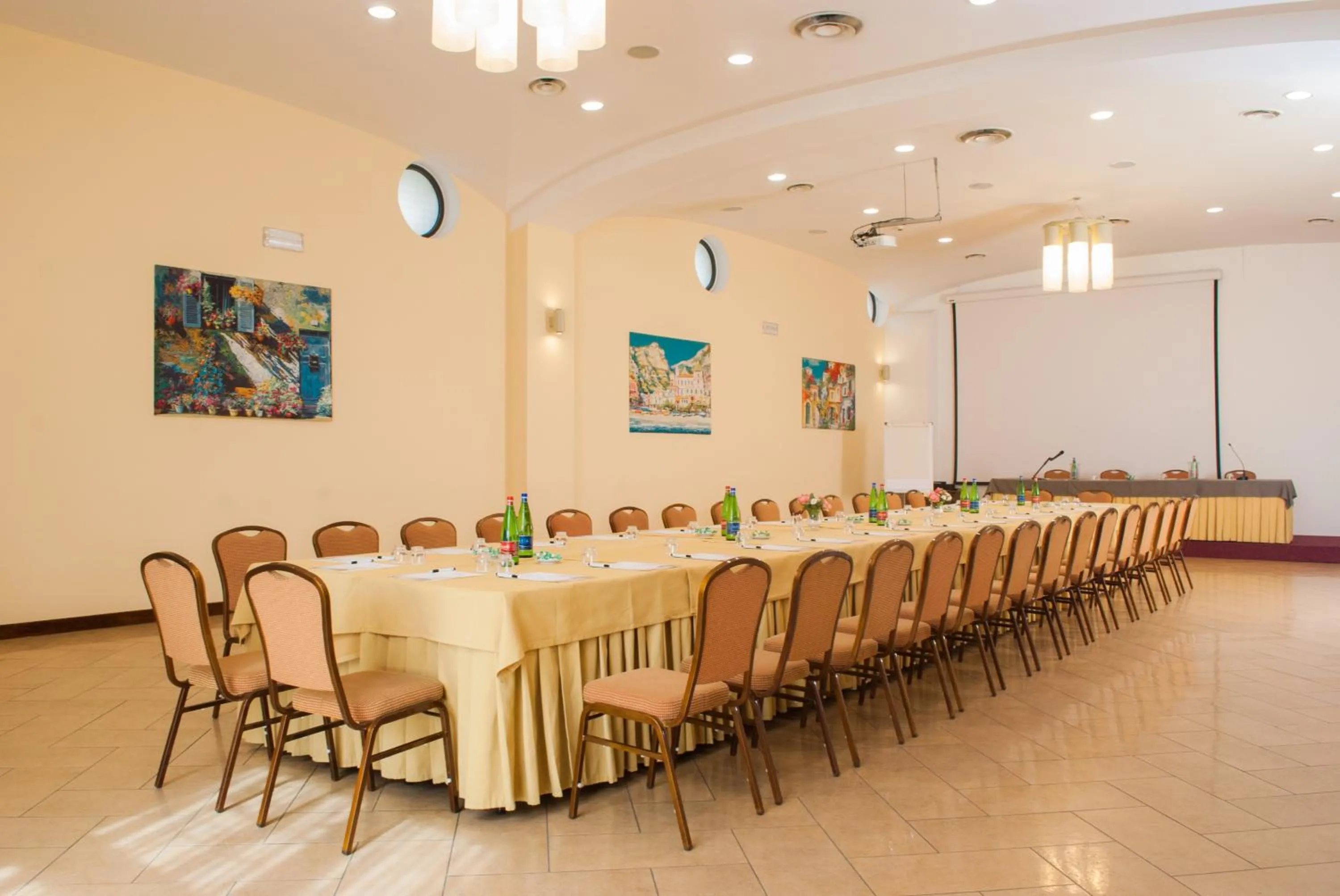 Meeting/conference room in Le Cheminée Business Hotel Napoli