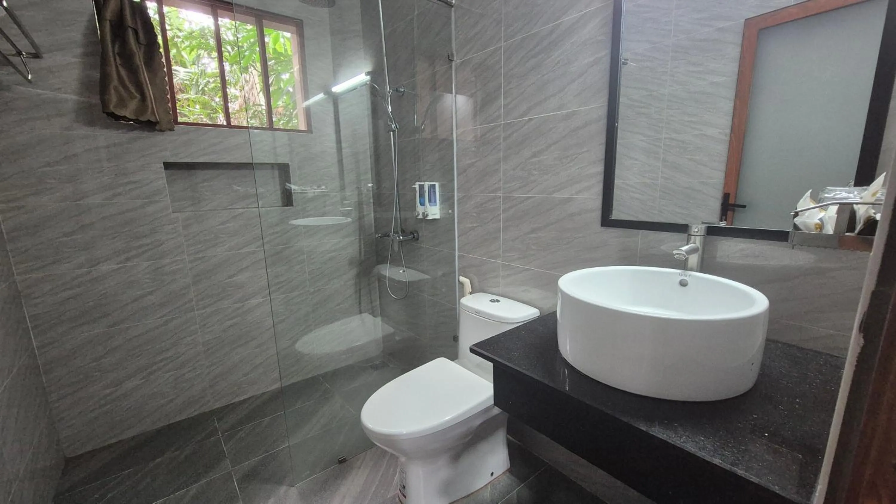 Shower in Valentina Resort & Spa Phu Quoc