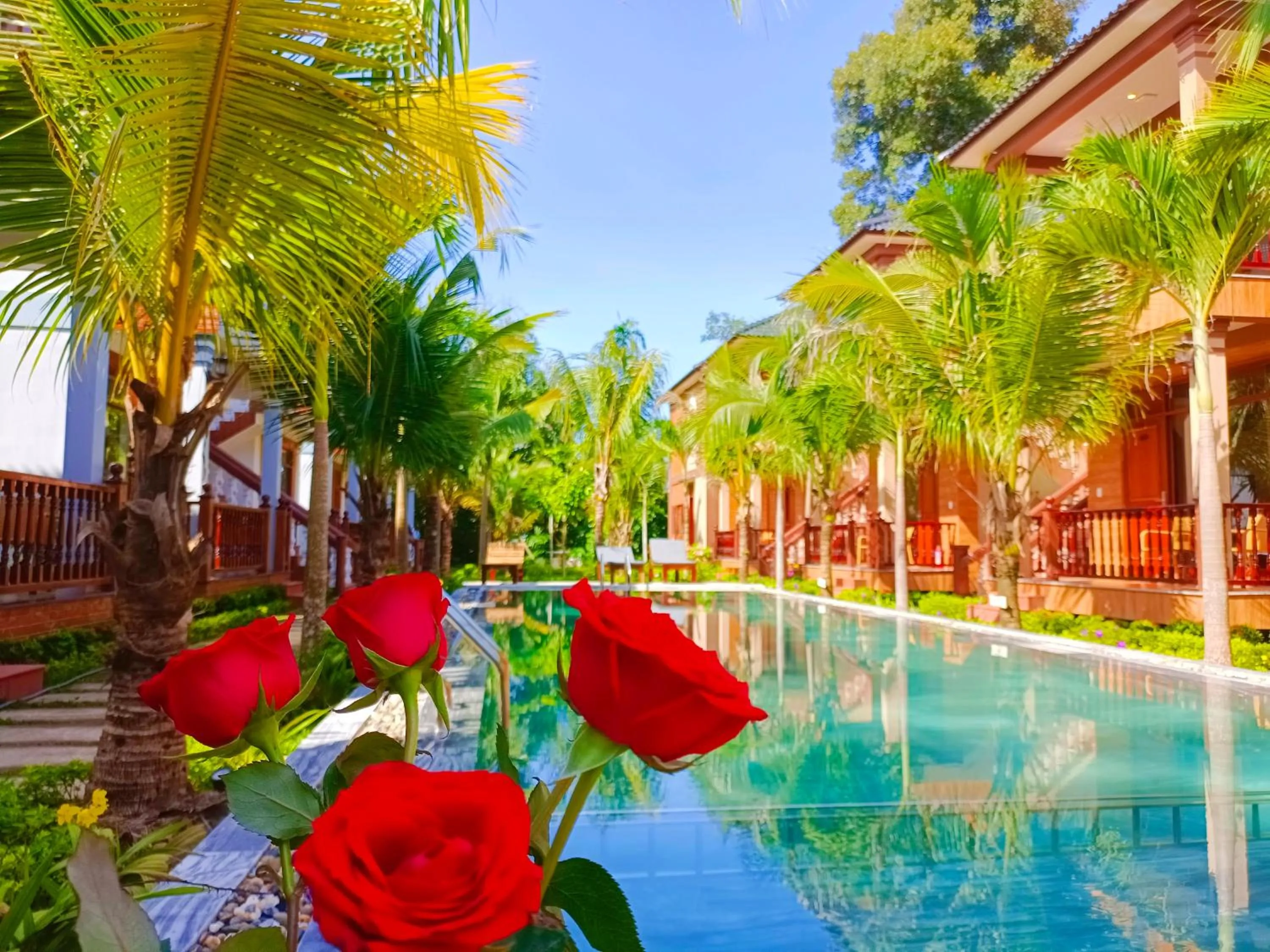 Swimming pool in Valentina Resort & Spa Phu Quoc