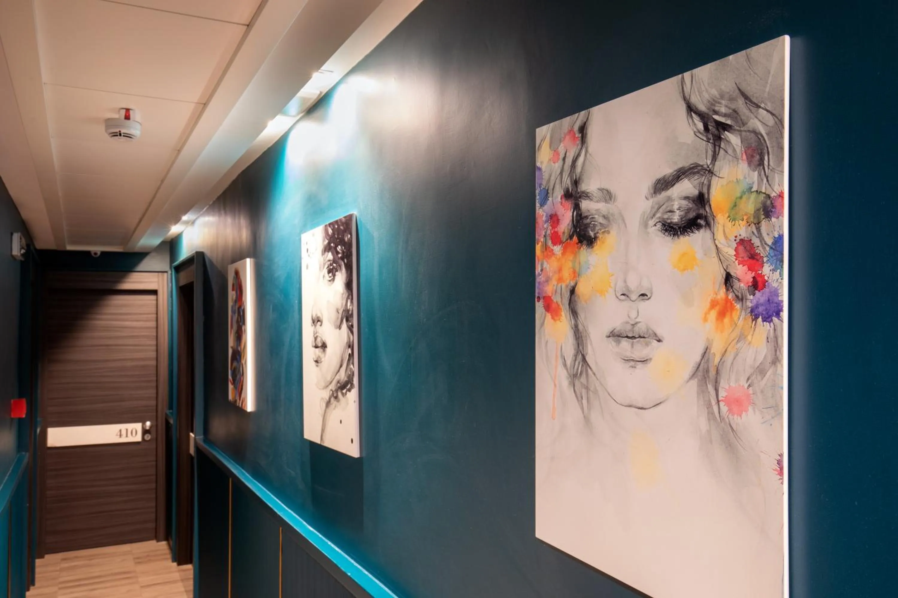 Decorative detail in The Guardian