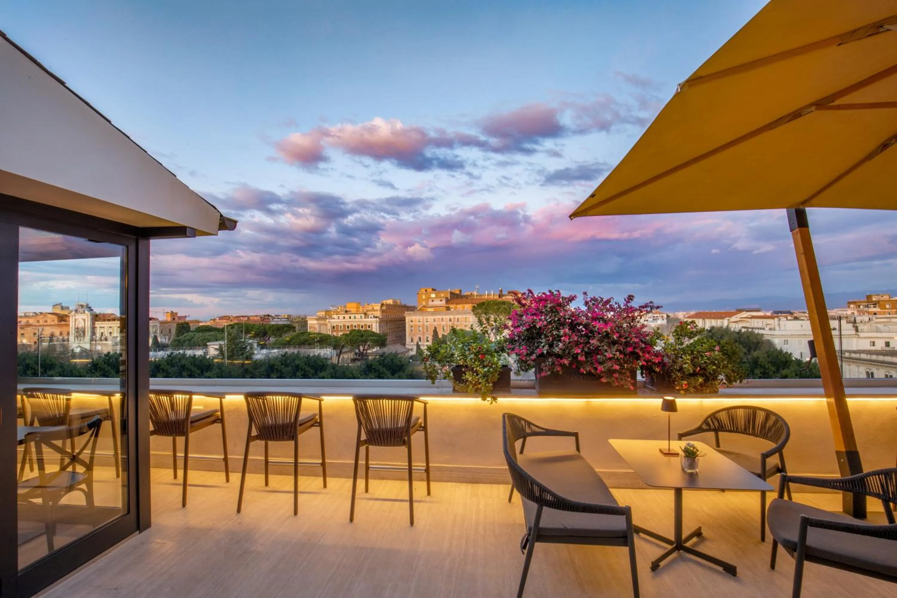 Balcony/Terrace in The Guardian