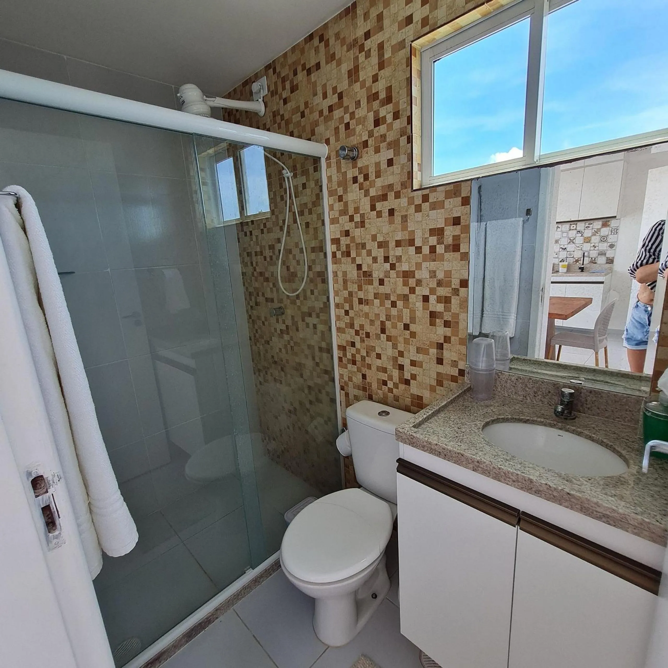 Toilet in Maria Farinha Residence / Prince - LocarHouse