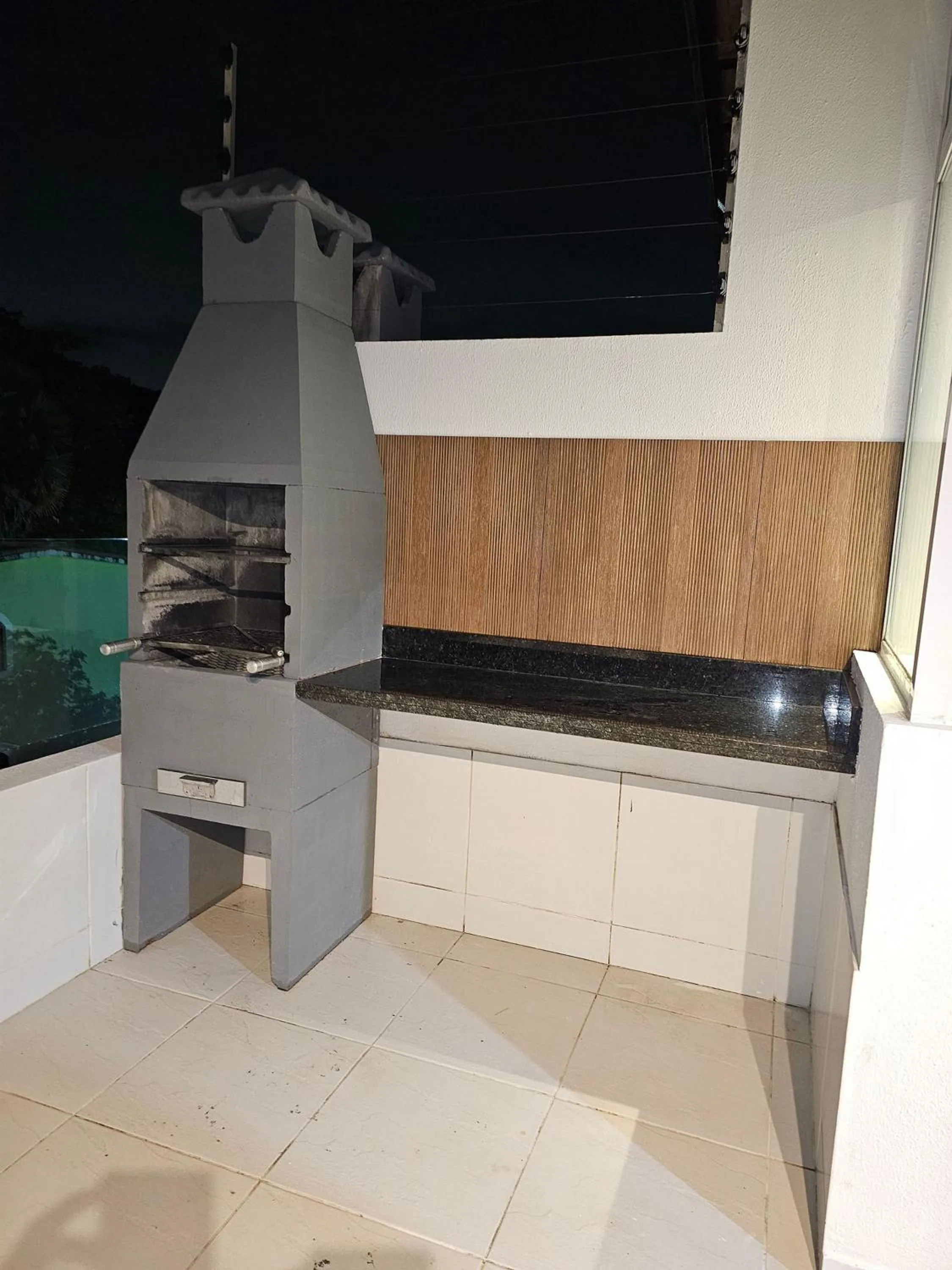BBQ facilities in Maria Farinha Residence / Prince - LocarHouse