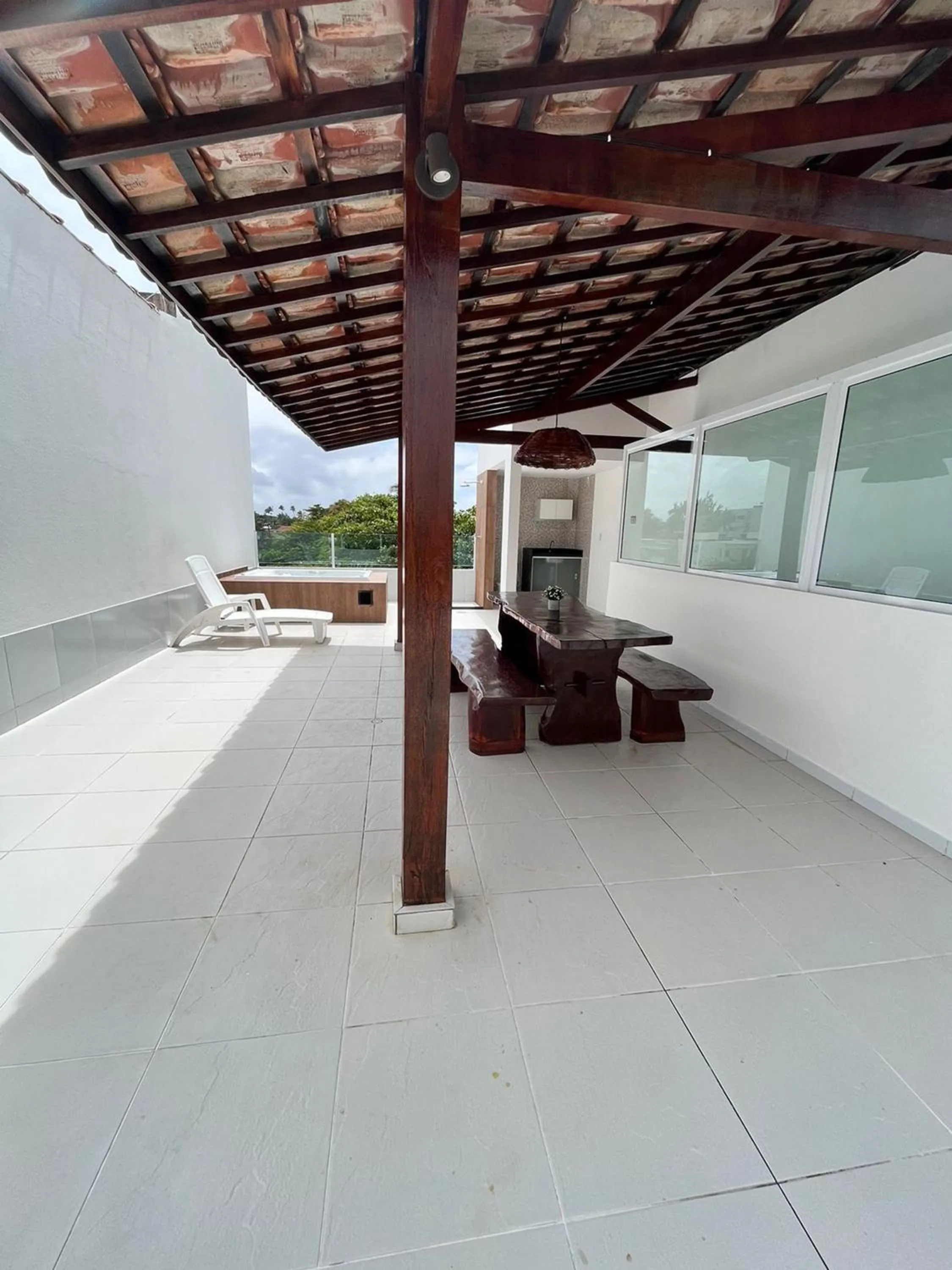 Balcony/Terrace in Maria Farinha Residence / Prince - LocarHouse