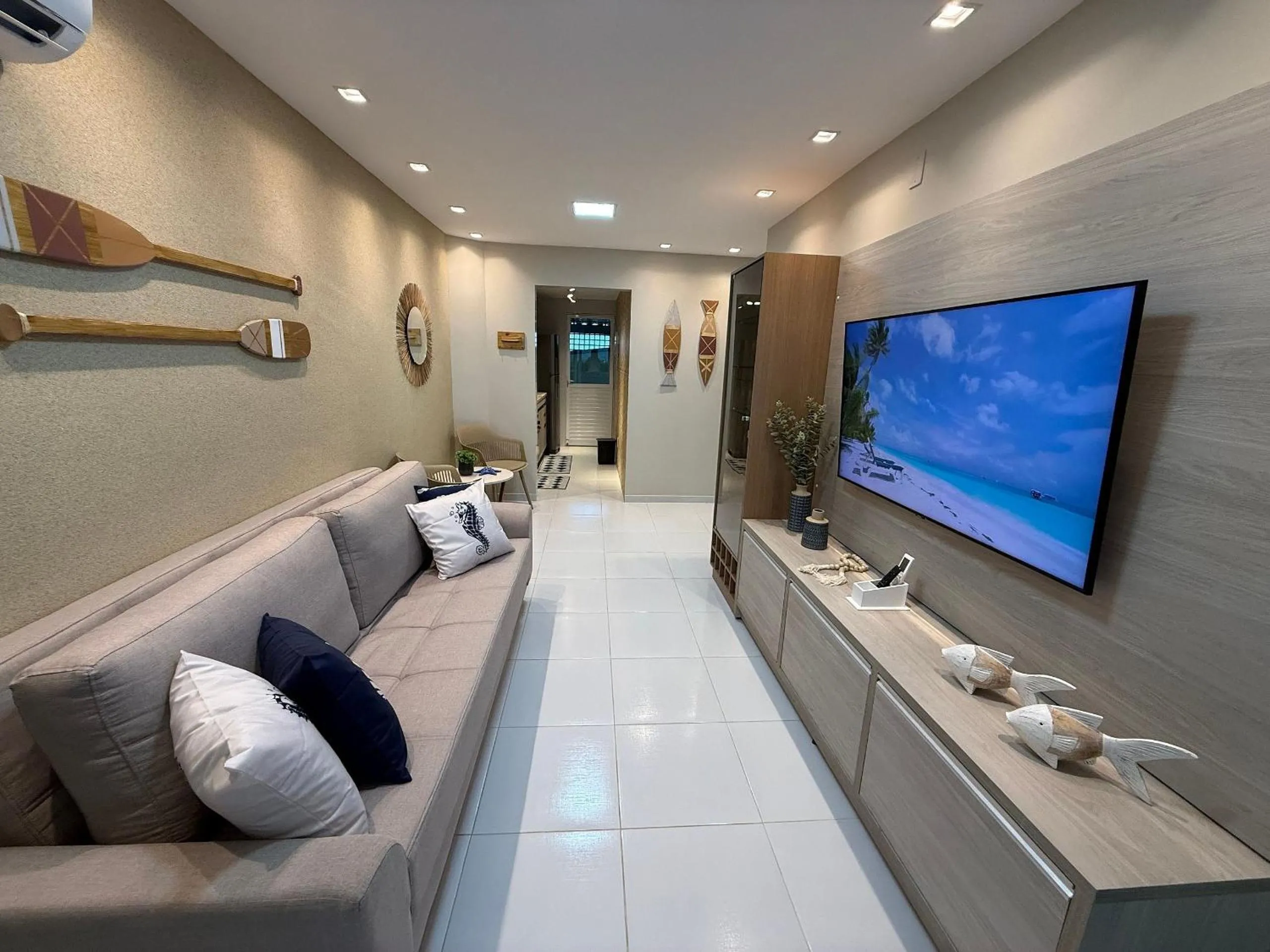 Living room in Maria Farinha Residence / Prince - LocarHouse