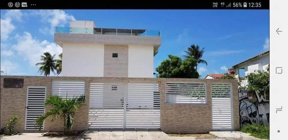 Street view in Maria Farinha Residence / Prince - LocarHouse